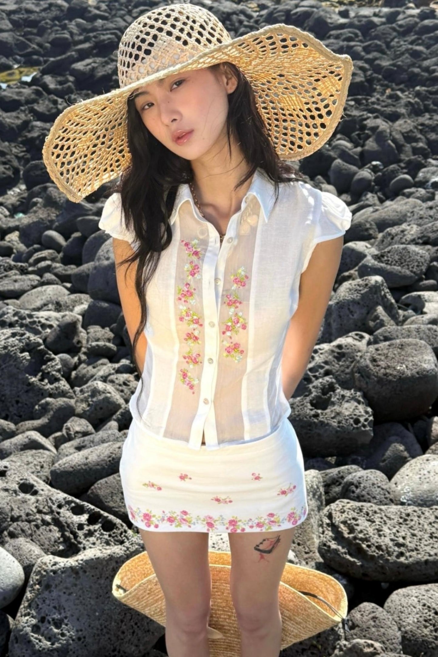 Elegant Floral Shirt And Skirt Set-Up