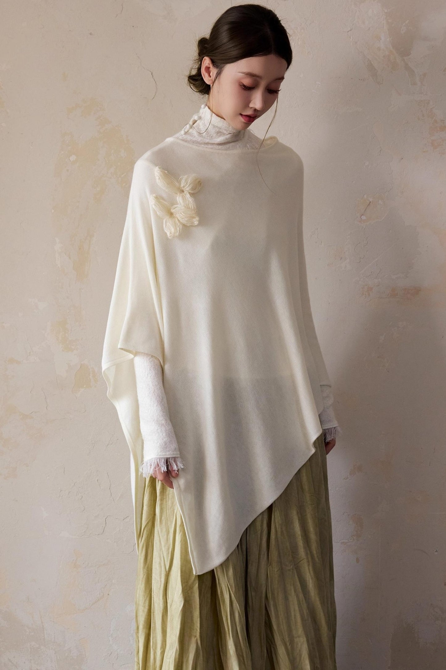 Autumn White Wool Cape