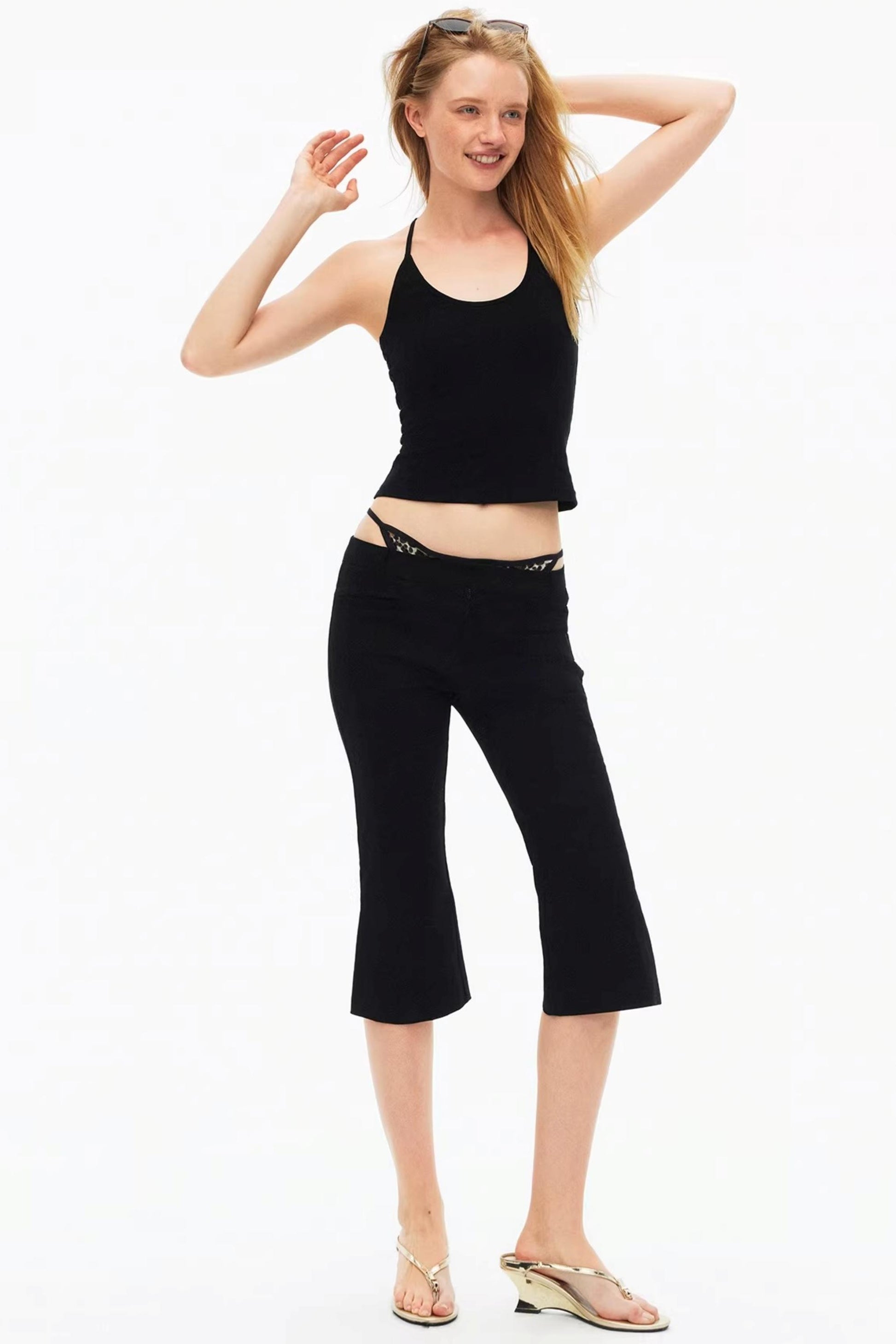 Slimming black elastic vest for daily outfit