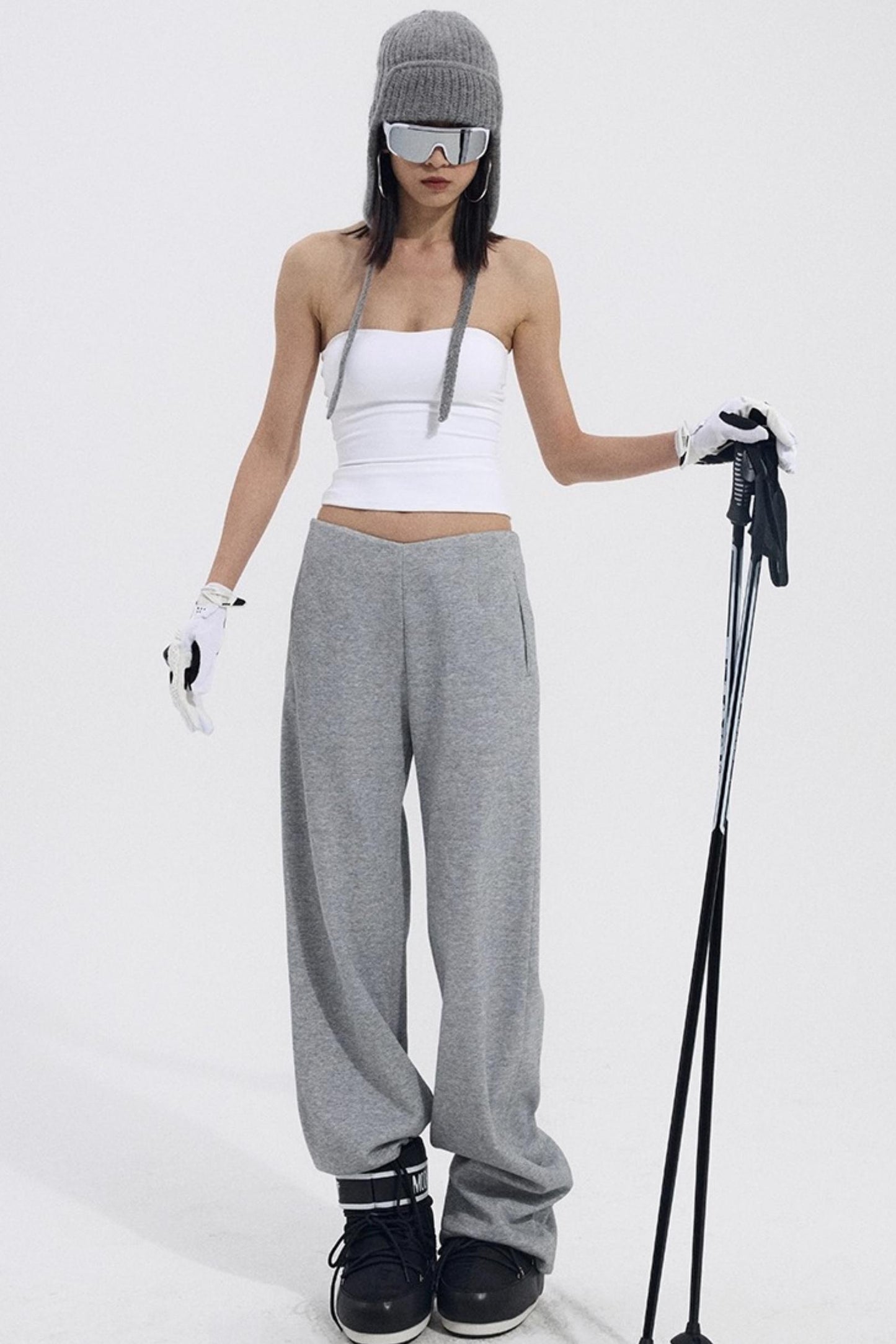 Solid V-Waist Fleece Pants