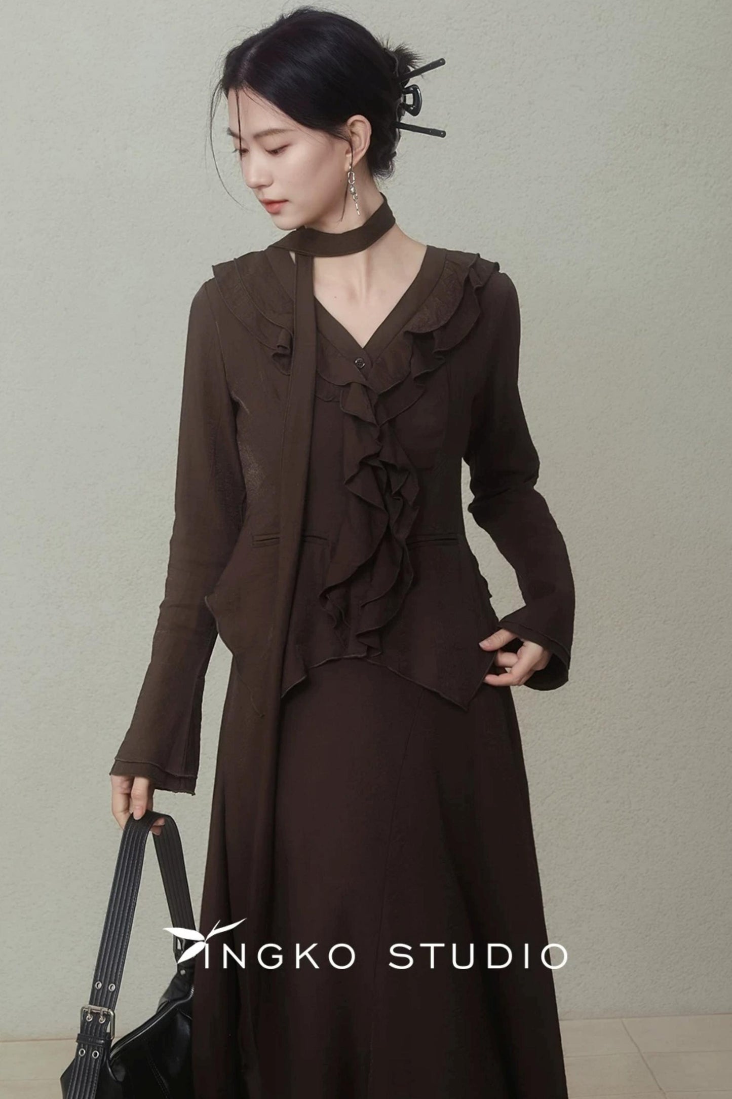 Asymmetrical Chestnut Ribbon Top Set-Up