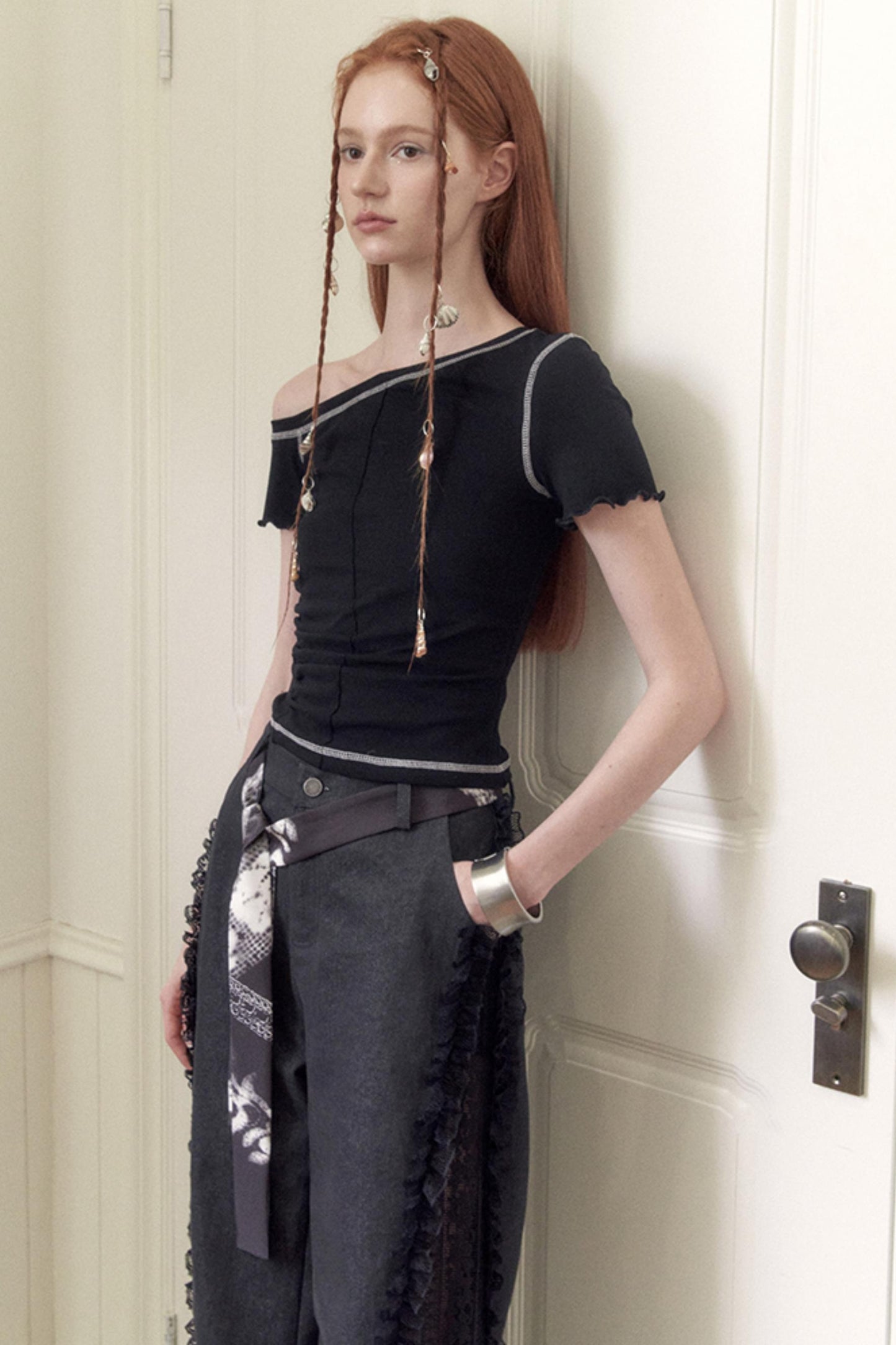 Shoulder Wood Ear Tee