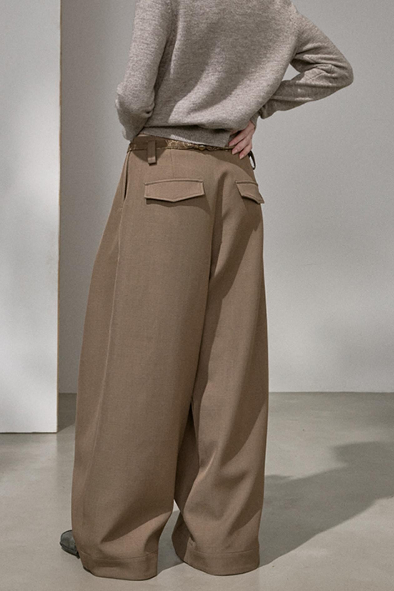 Button Pleated Cargo Pants