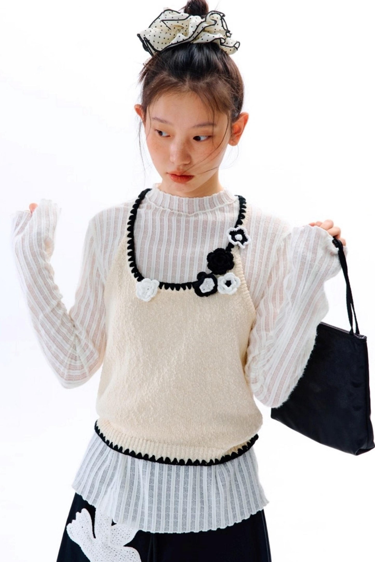 Pounding Stamen Knitted Camisole Top