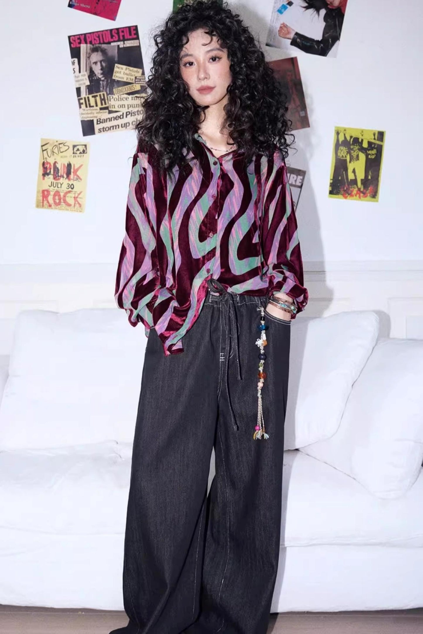 Retro Slim Shadow Velvet Shirt