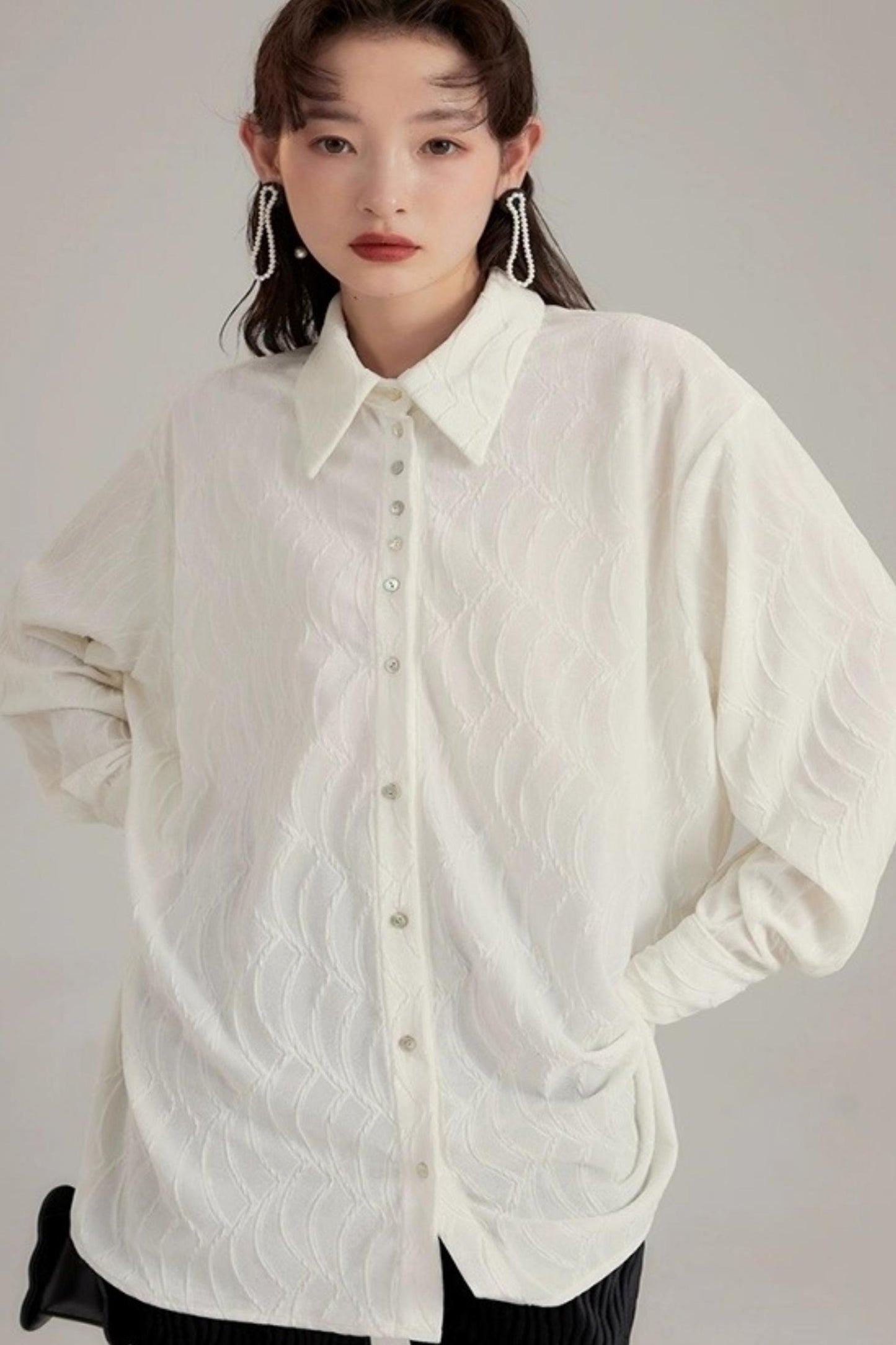 Original Design White Long-Sleeved Shirt