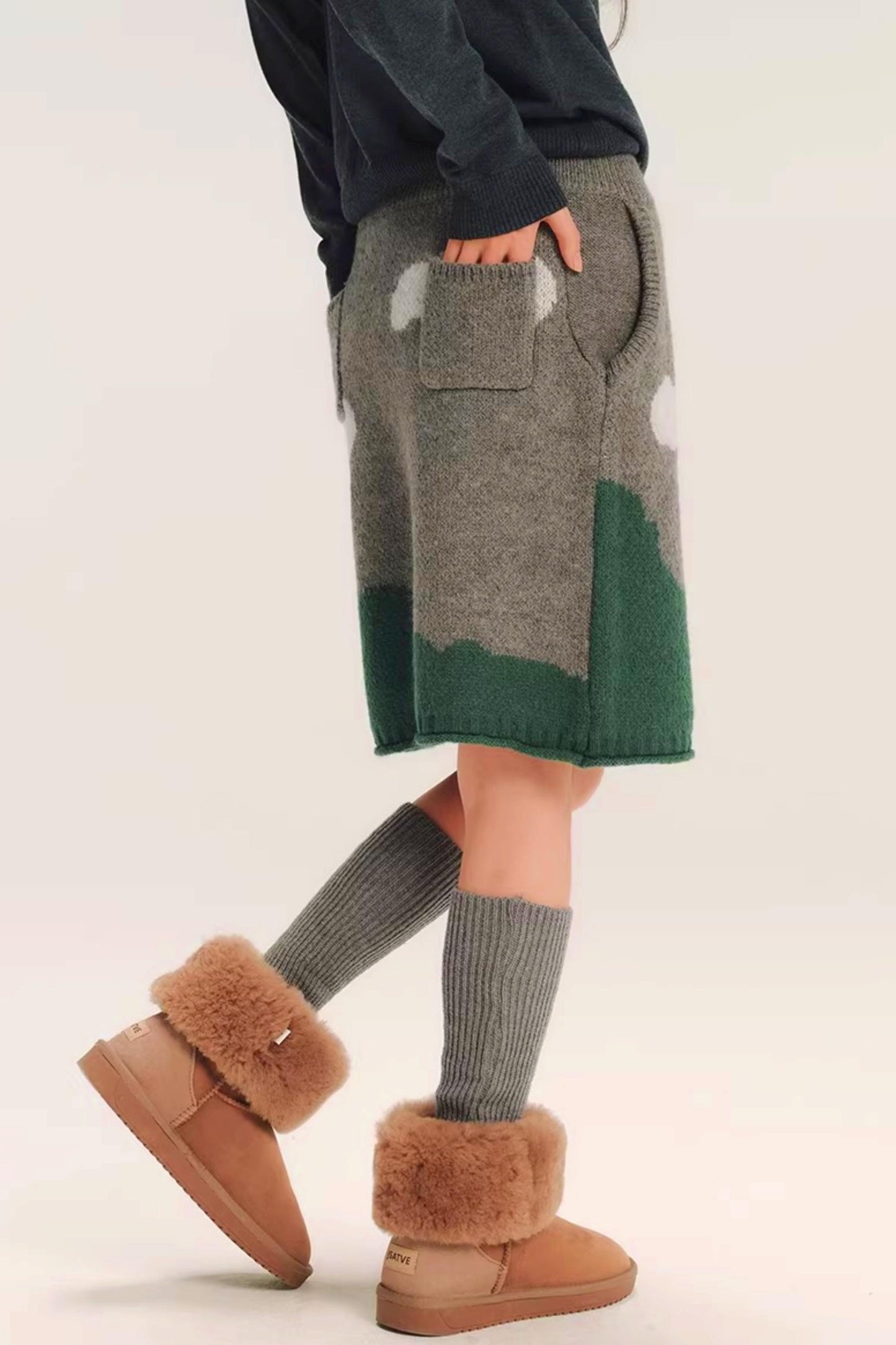 Color-Block Wool Knitted Skirt