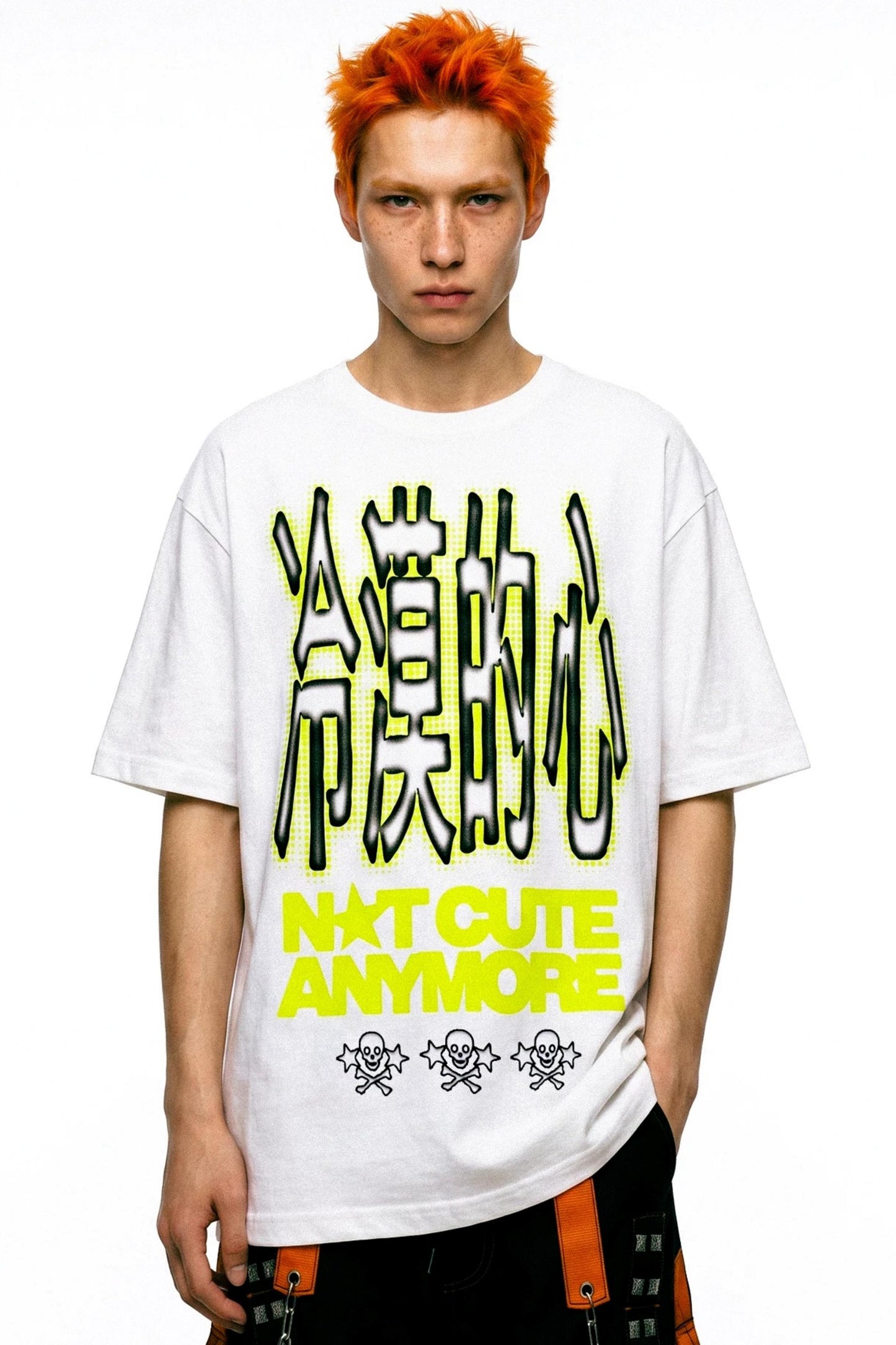 T-Shirt mit gleichgültigem Herz