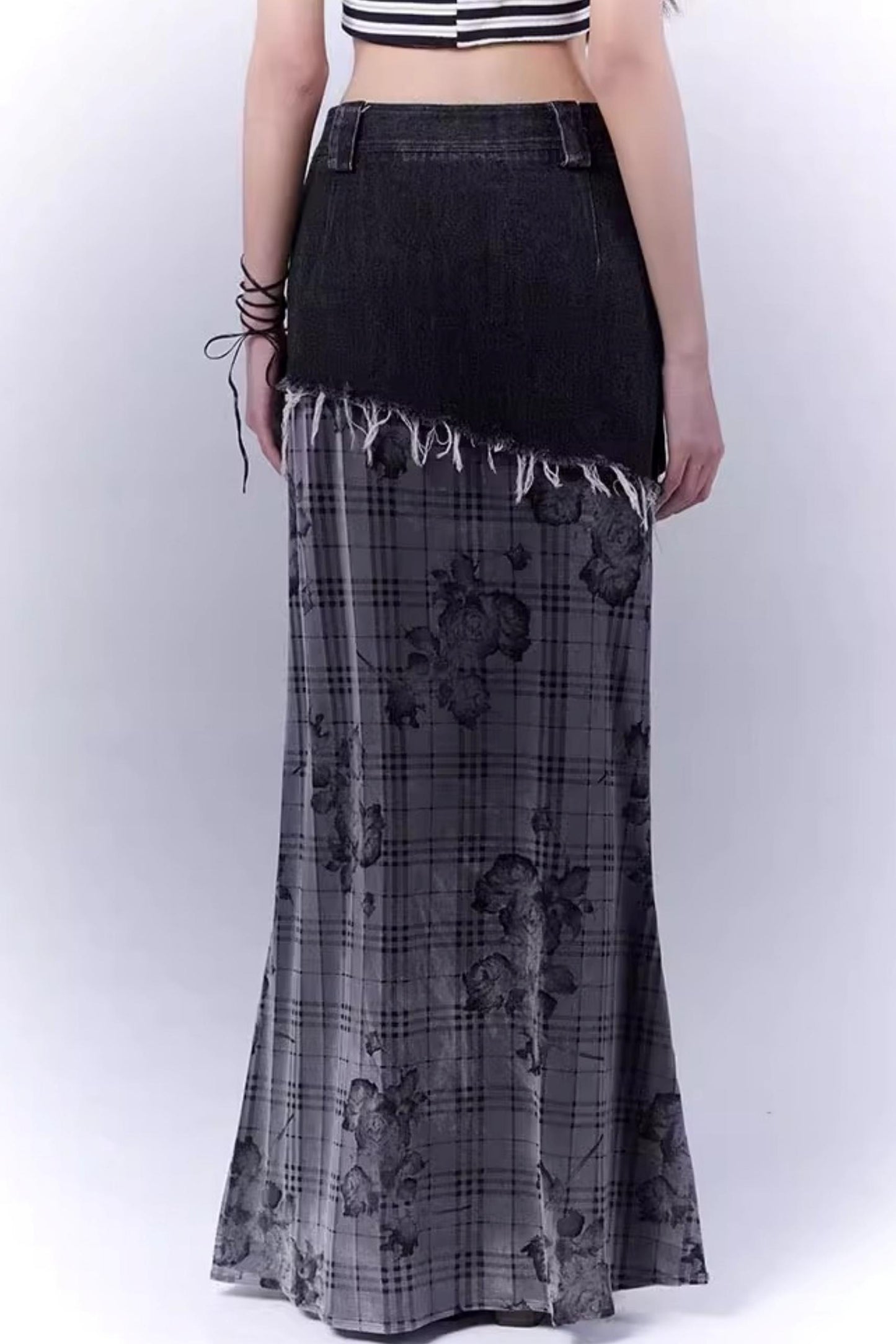 Rose Checkered Denim Skirt