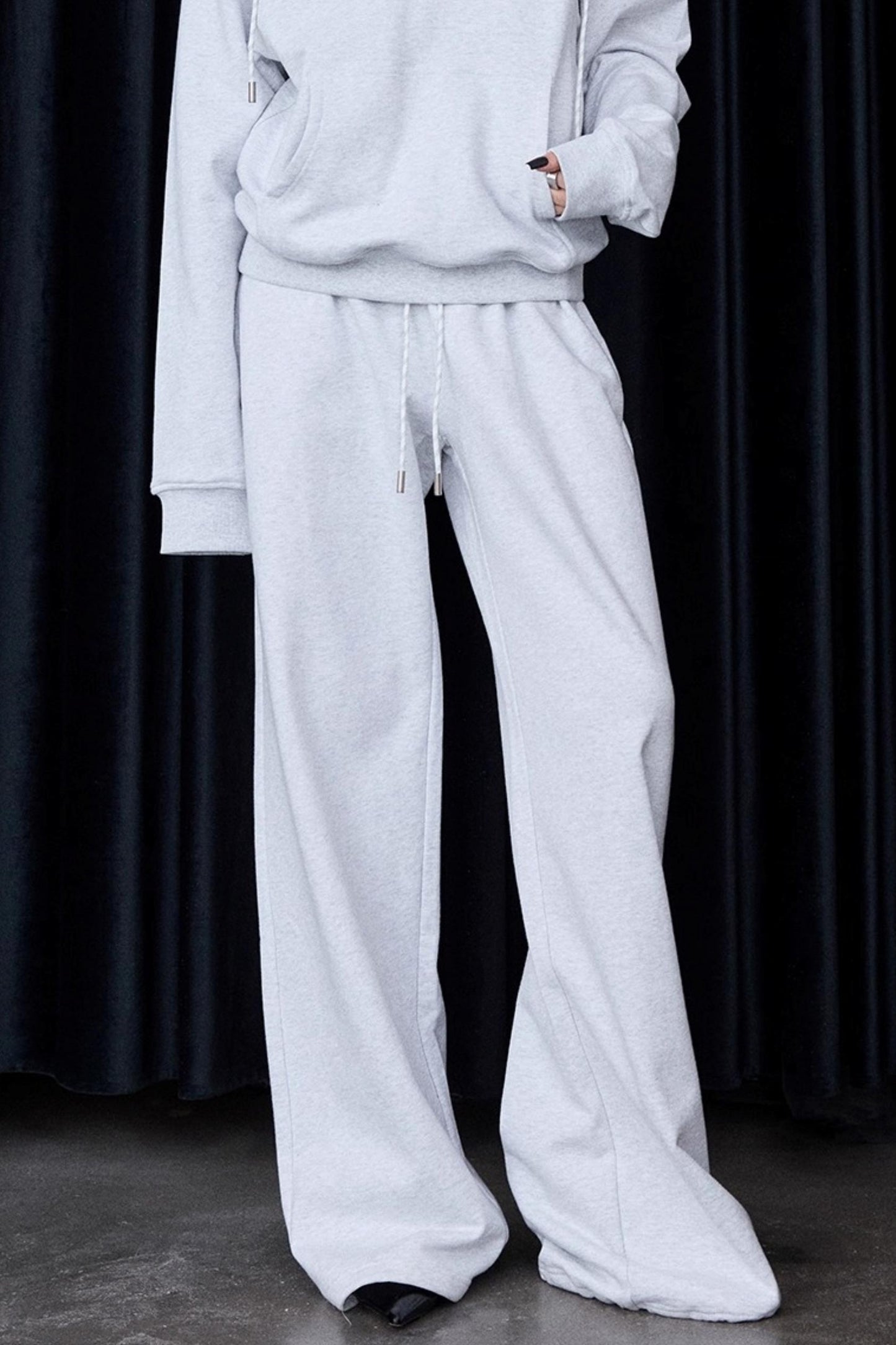 Grey Winter Pullover Sweatshirt Set-Up