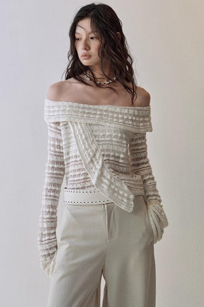 Clouds Knitted One-Shoulder Blouse