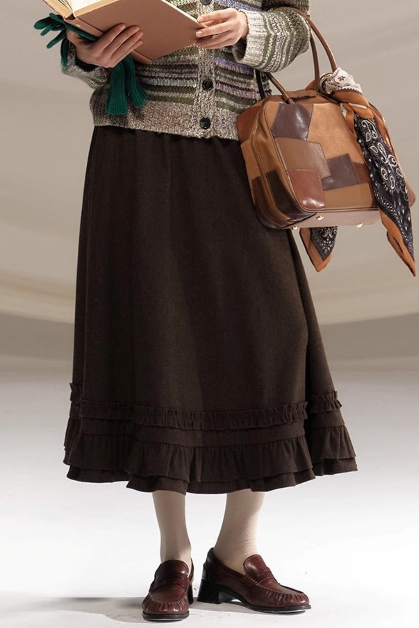 Hazelnut Lace Wool Skirt