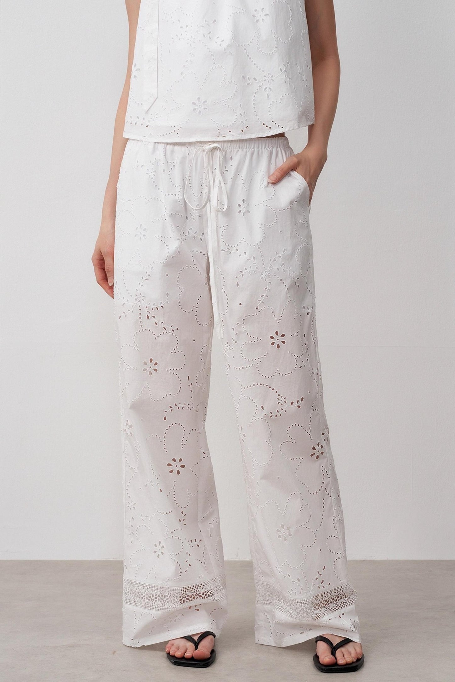 Resort Lace Straight Pants
