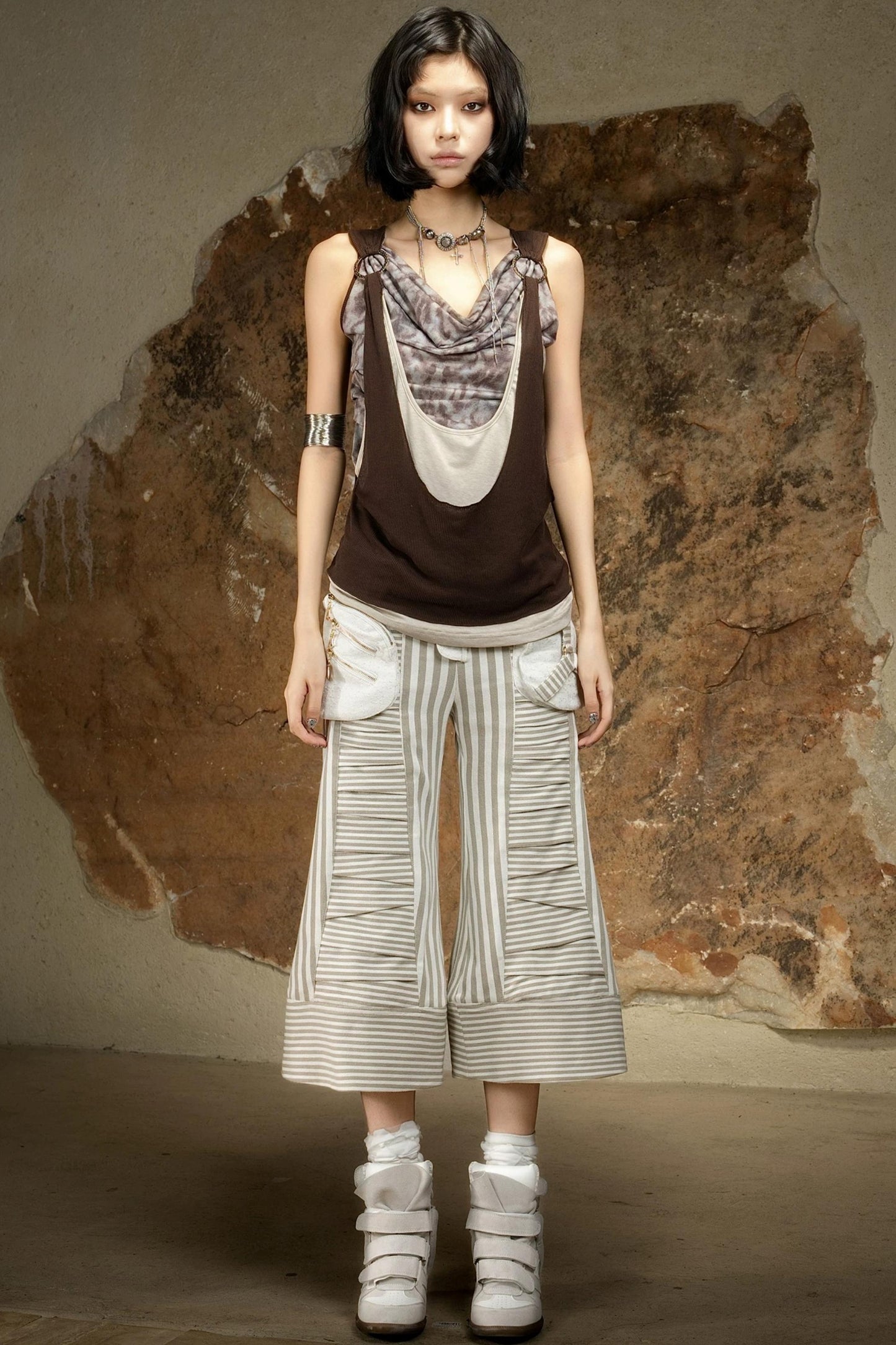 Asymmetrical Retro Sleeveless Vest