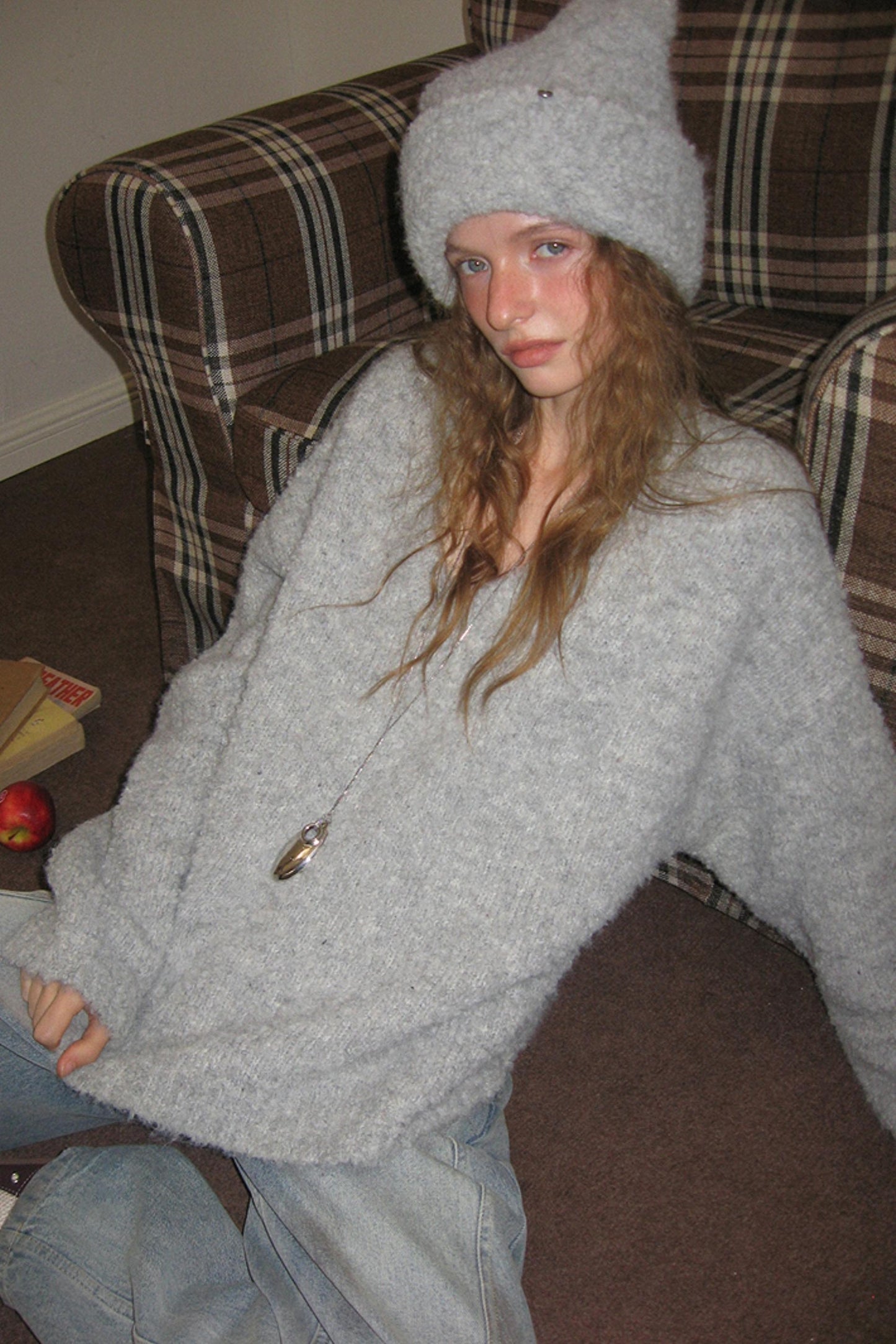 Gray Knit V-Neck Sweater Hat Set