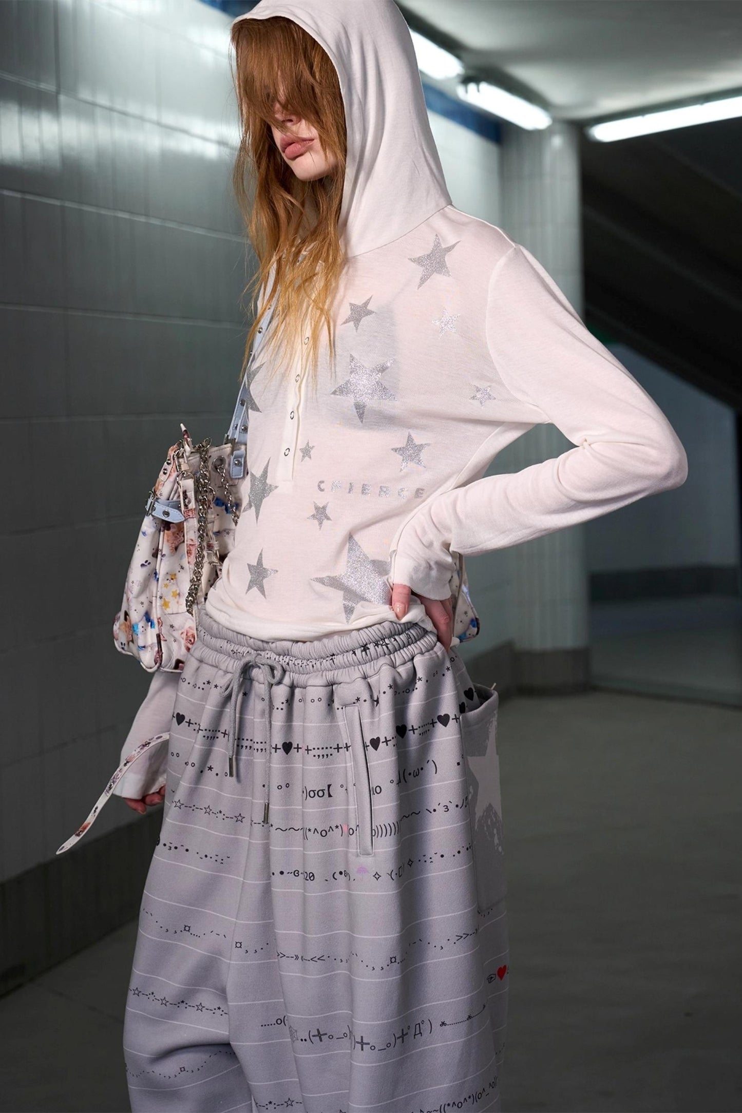 Pentagram Print Long-Sleeved Top