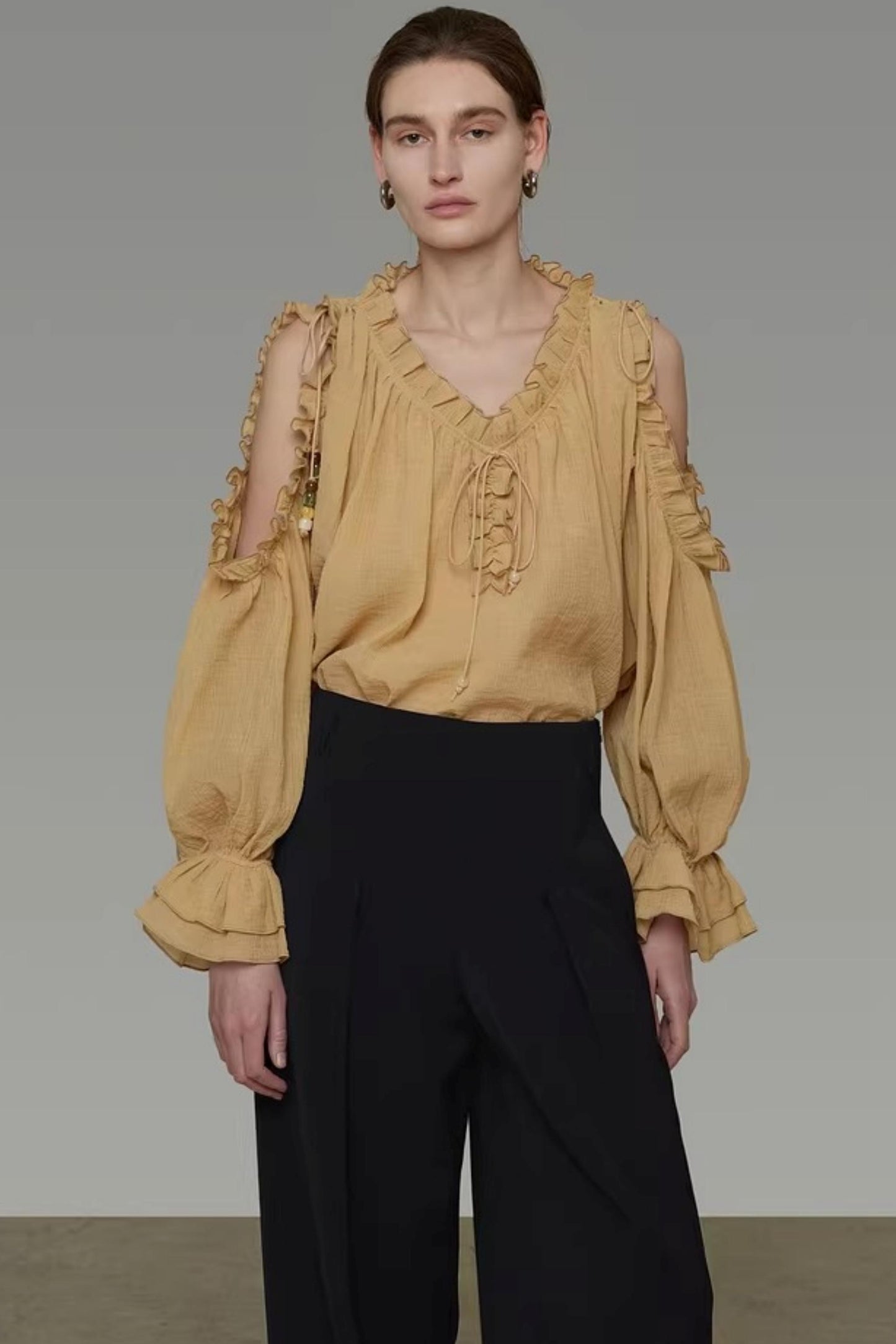 Lockeres Off-Shoulder-Shirt mit Rüschen