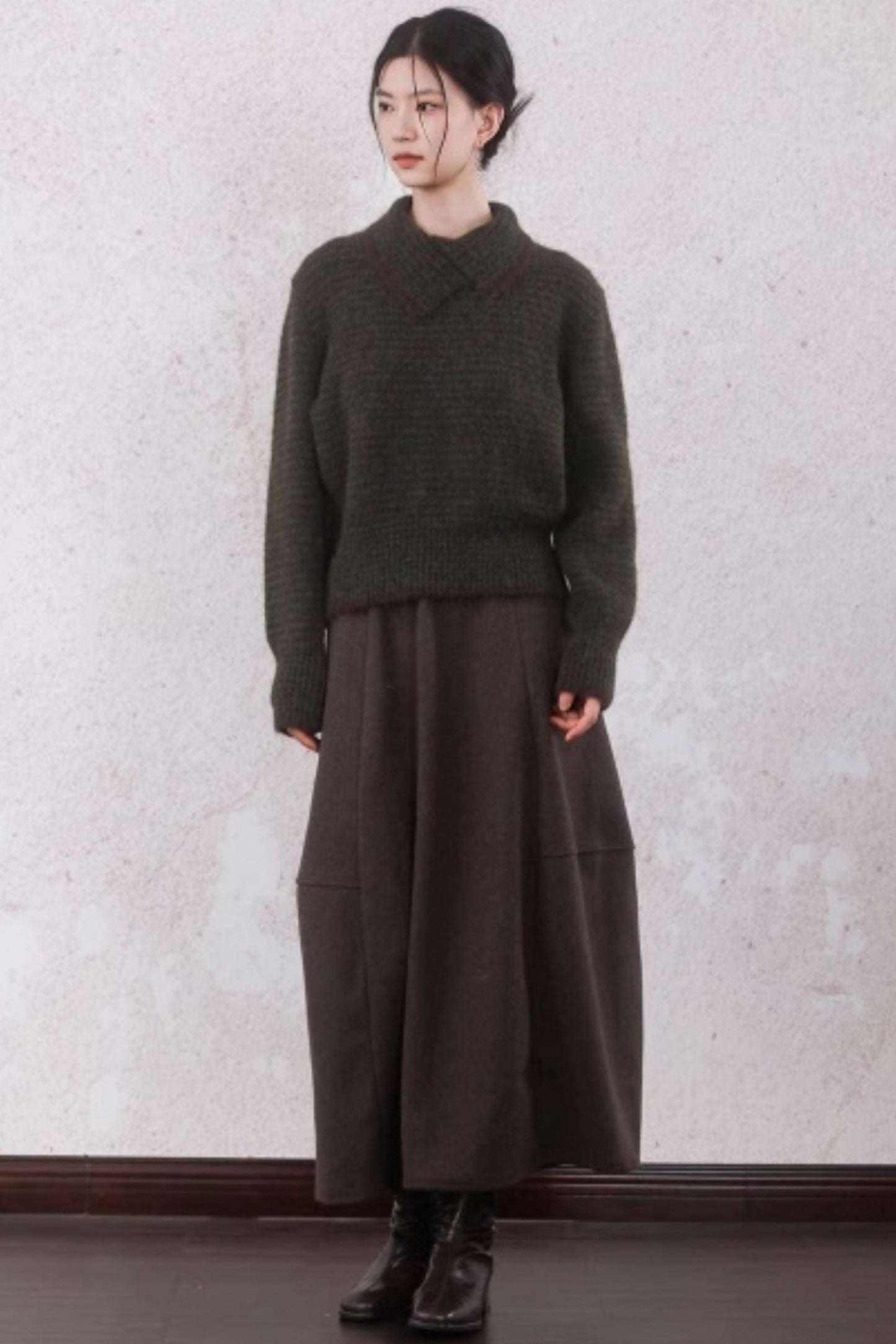 Ingko Vintage Lapel Sweater