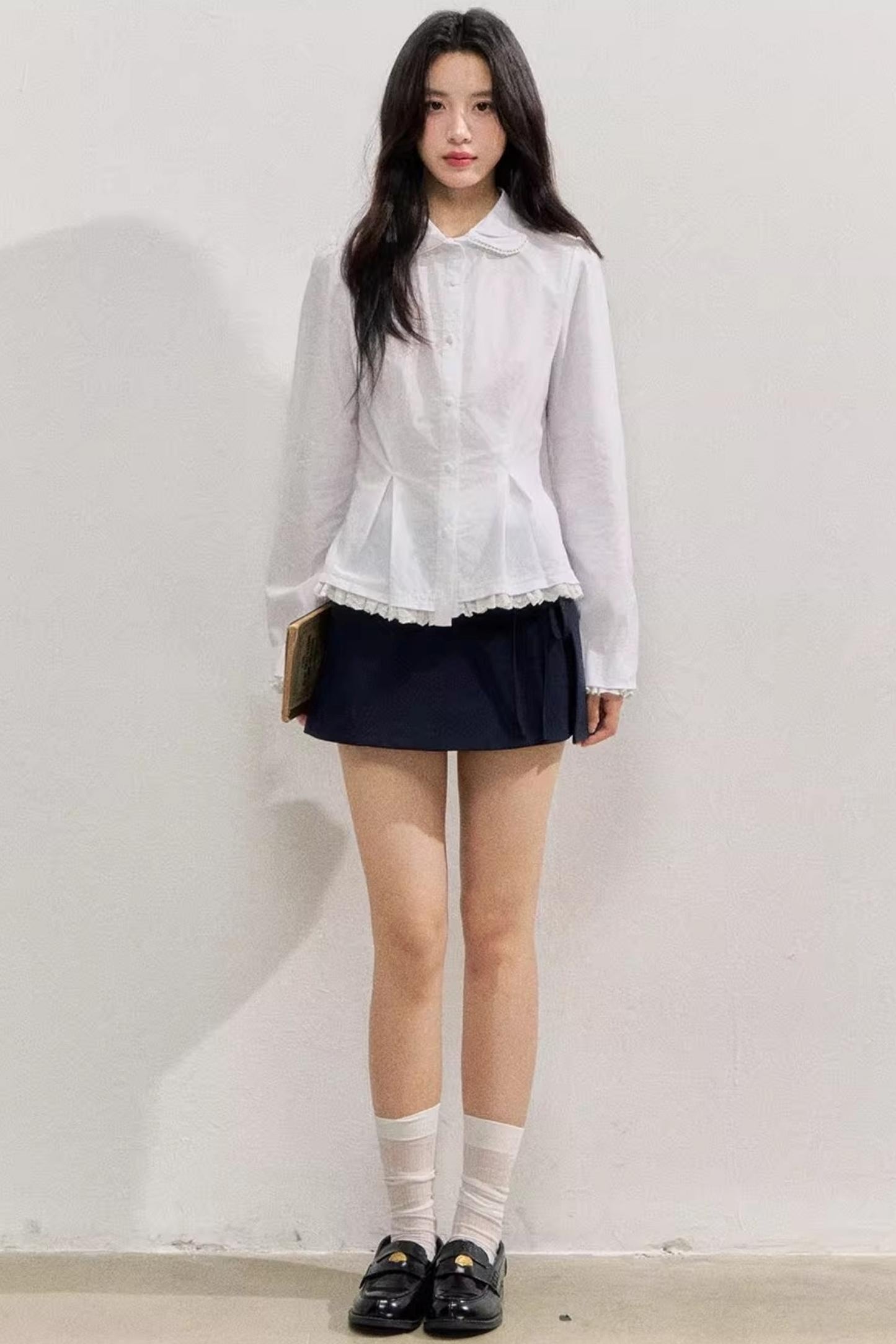 레이어링 아트 화이트 긴팔 셔츠