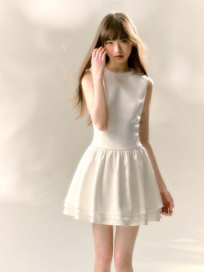 Pearl White Satin Three-Layer Sleeveless Dress