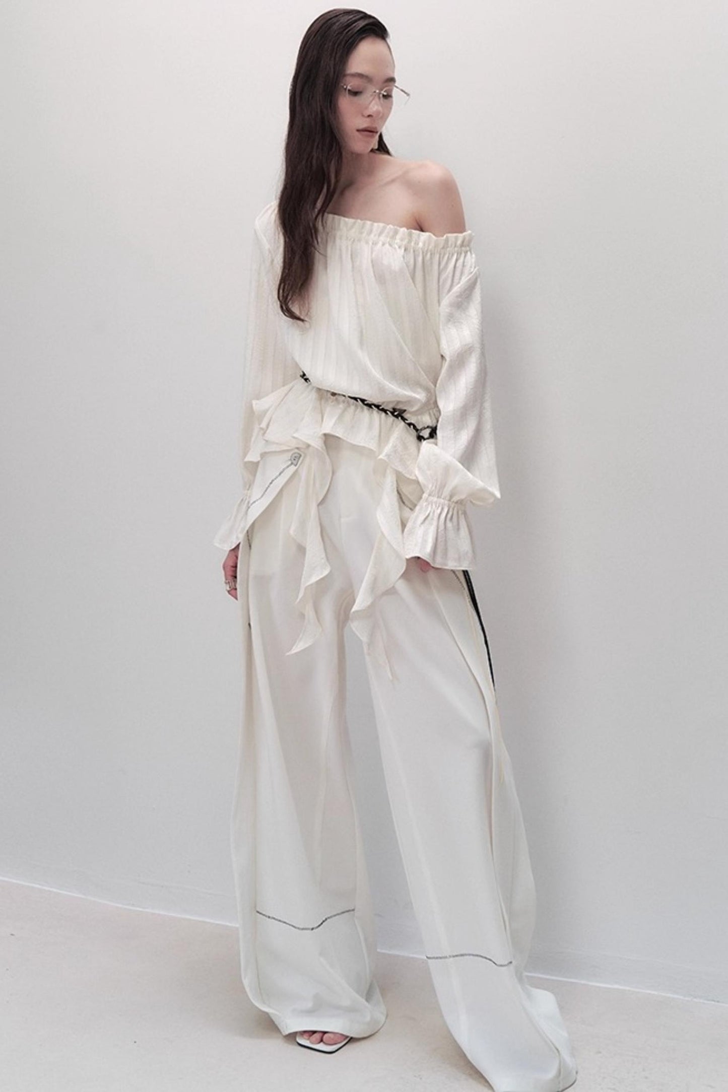 French Design One-Shoulder Ruffle Shirt