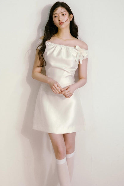 Elegance One-Shoulder Dress