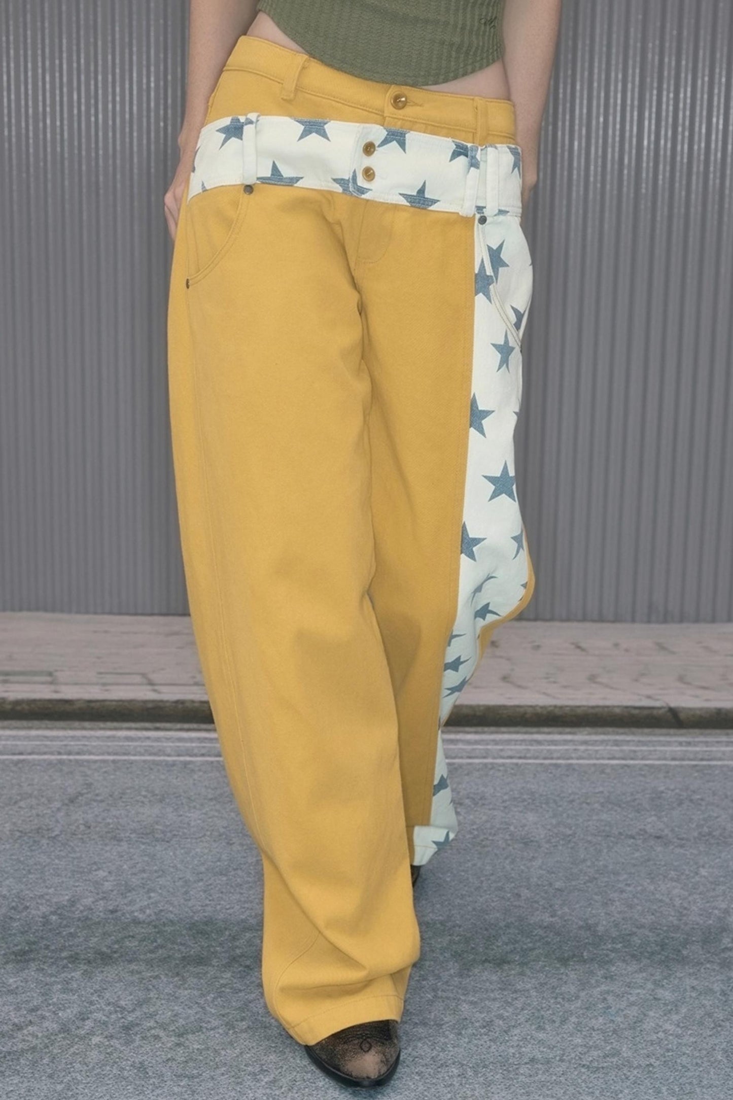 Star Stitching Straight Pants