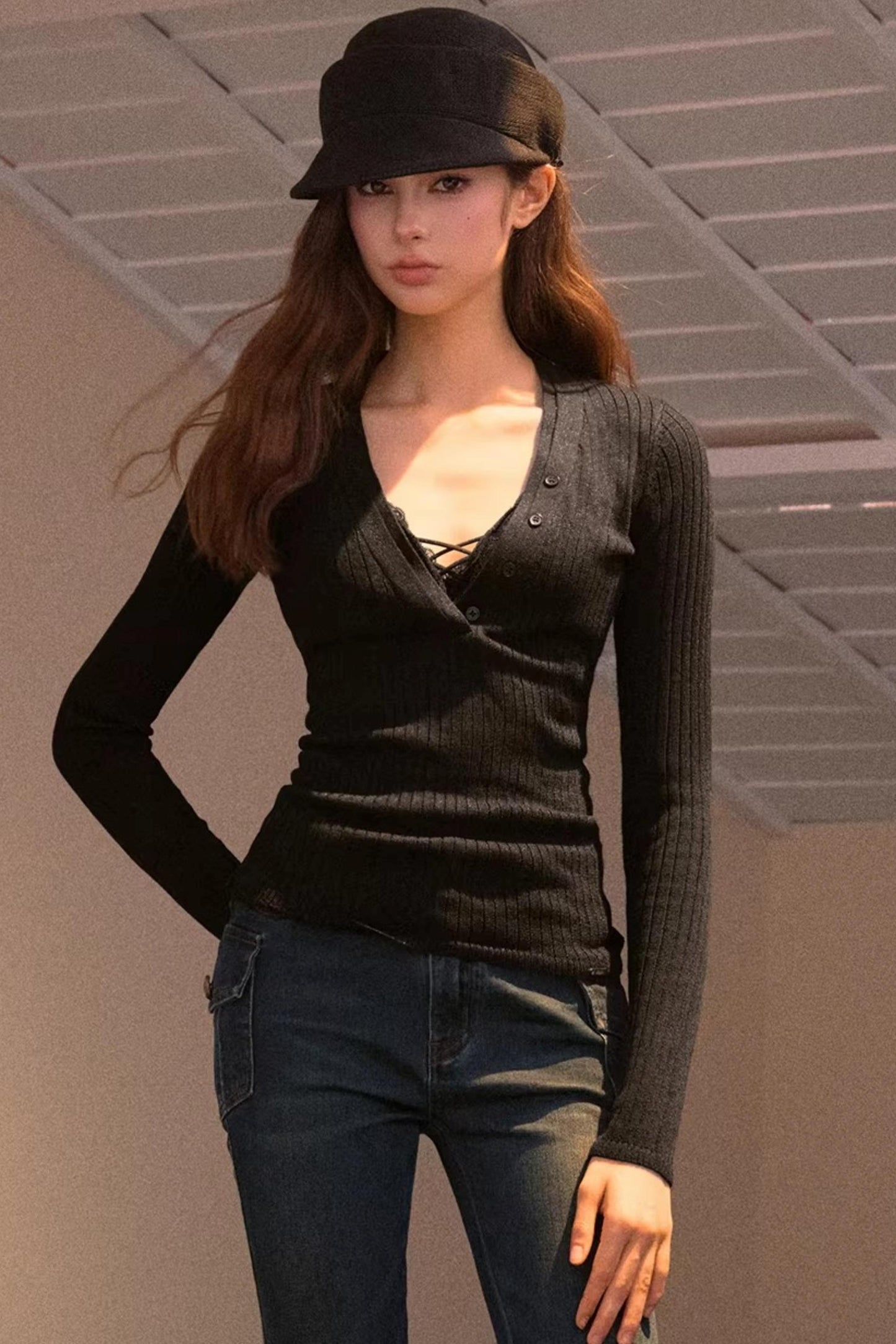 V-Ausschnitt Strickpullover
