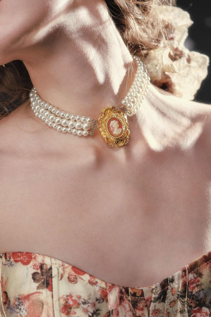 Noble Lace Pearl Accessories Set-Up