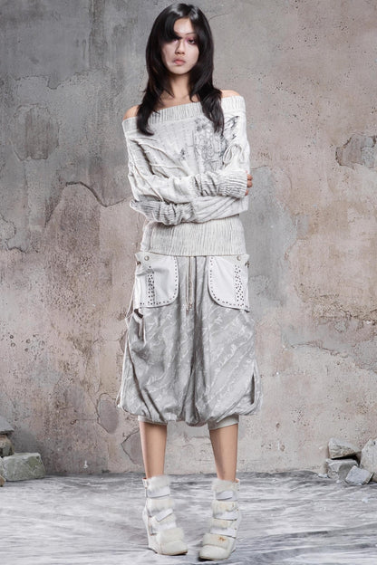 Printed One-Line Collar Knit Top