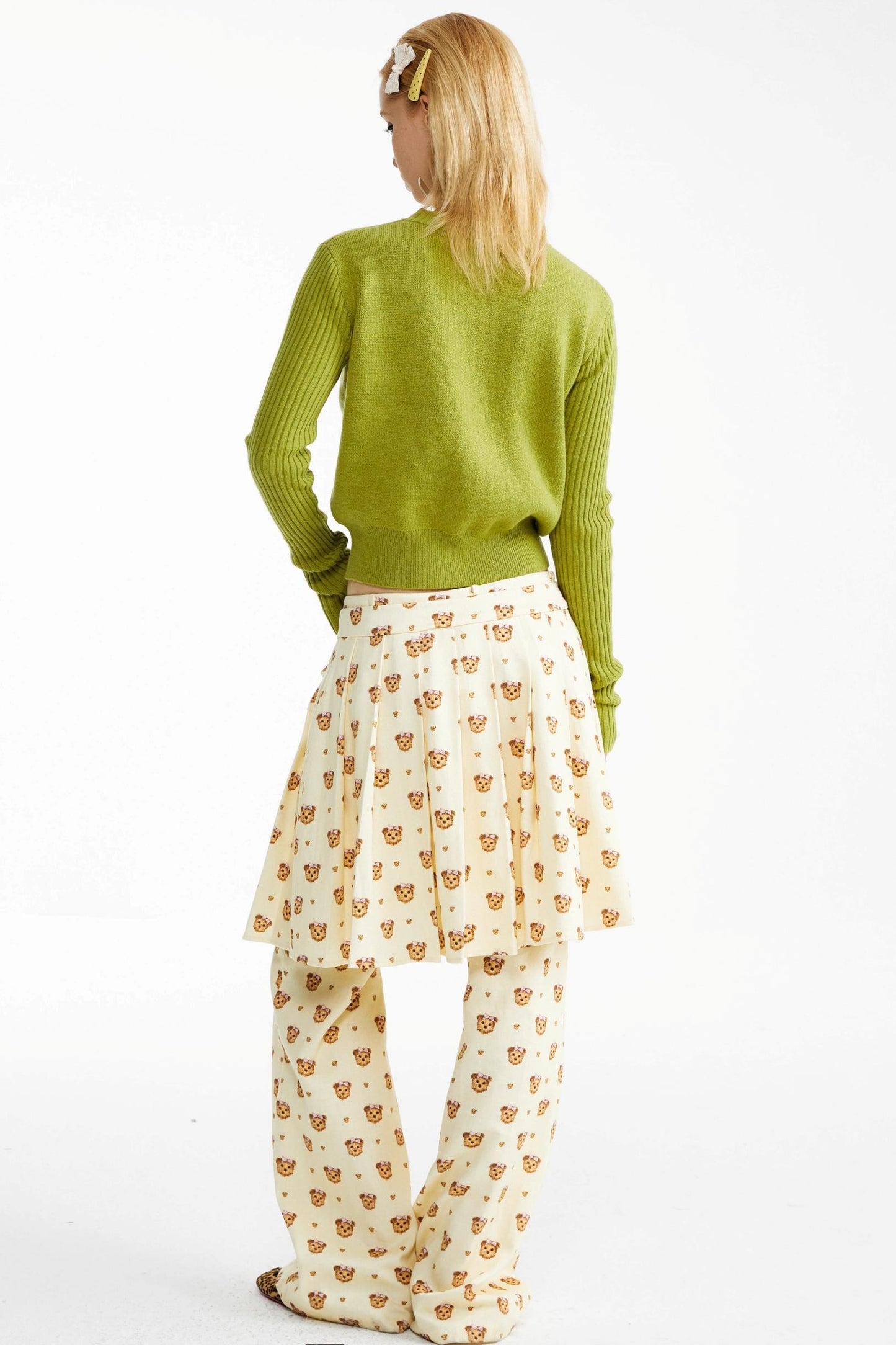 Medallion Pattern Knitted Pullover Sweater