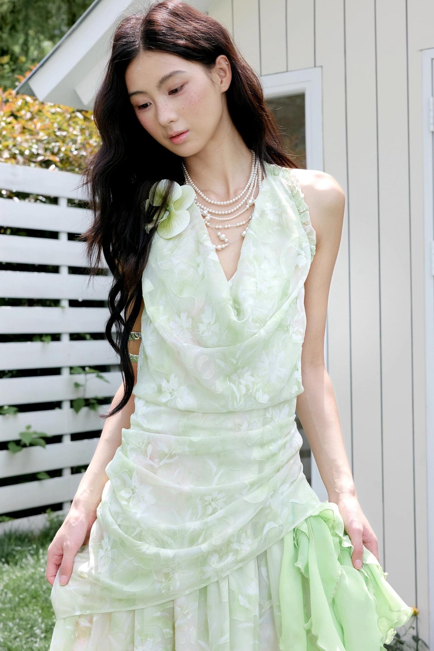 Romantic Pearl Necklaces