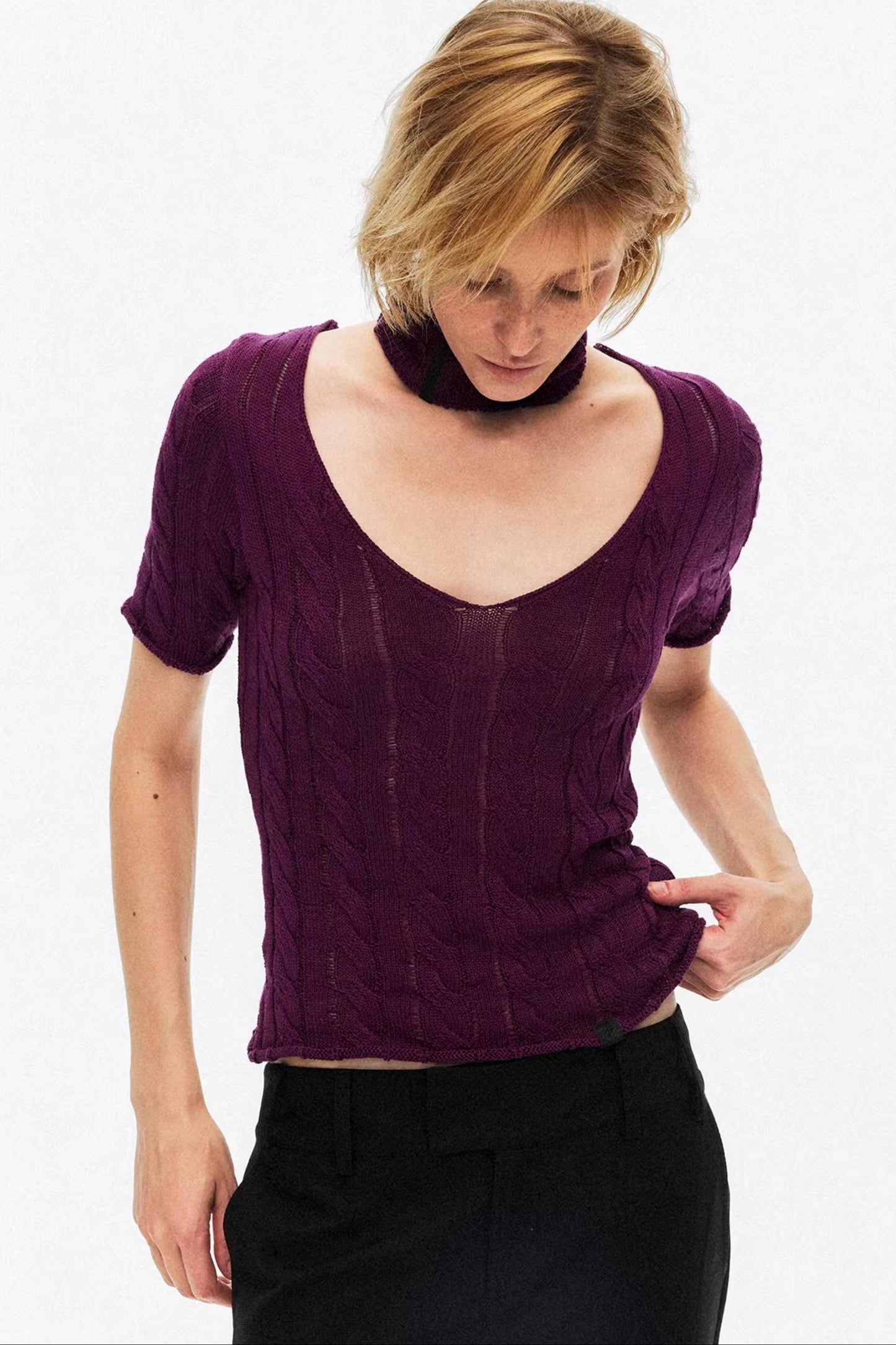 Modern purple hollow-out knit top with built-in choker for Y2K style