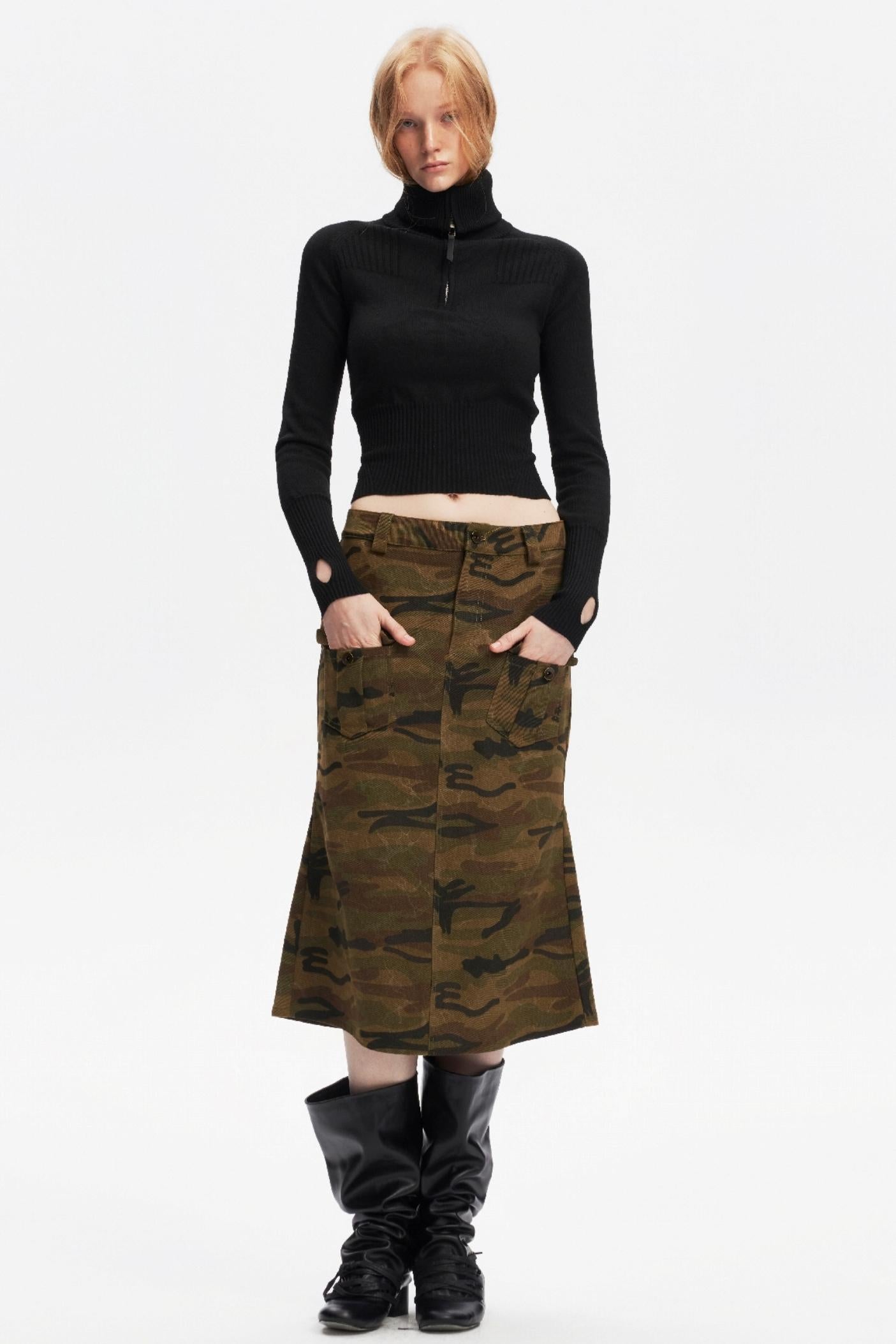 Half-High Collar Knit Top