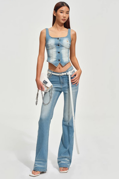 Körpernah-Weste aus gewaschenem Denim