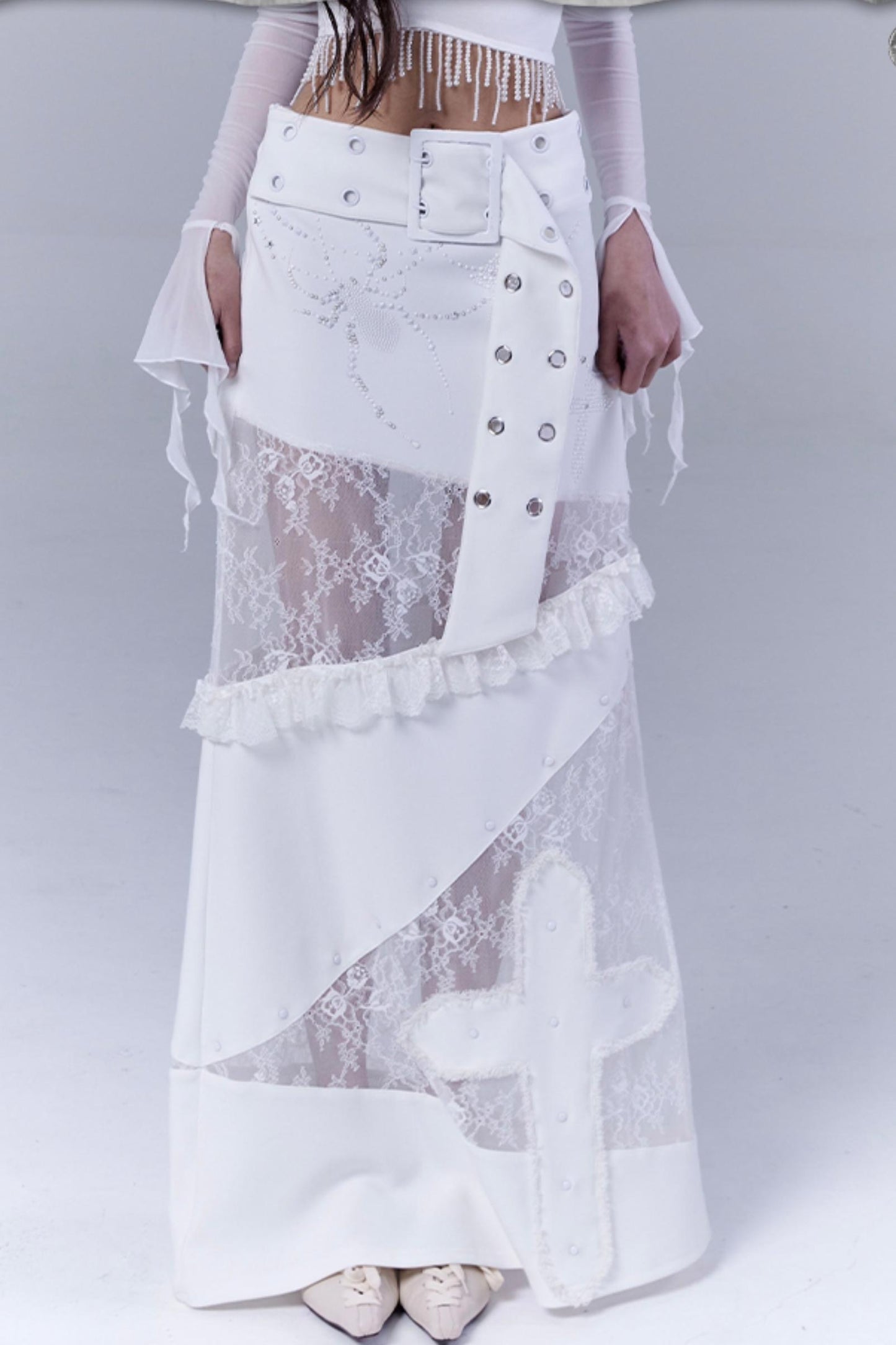 Fatal Elegance Lace-Trimmed Low-Waist Skirt