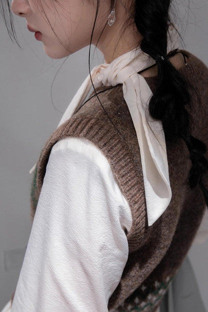 Contrasting Diamond Plaid Vest