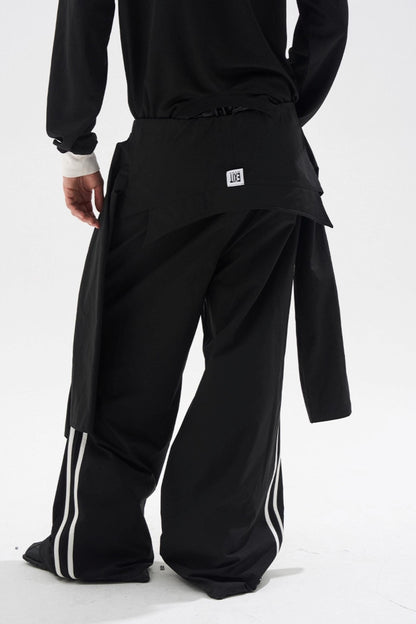 Pleated Cargo Pants