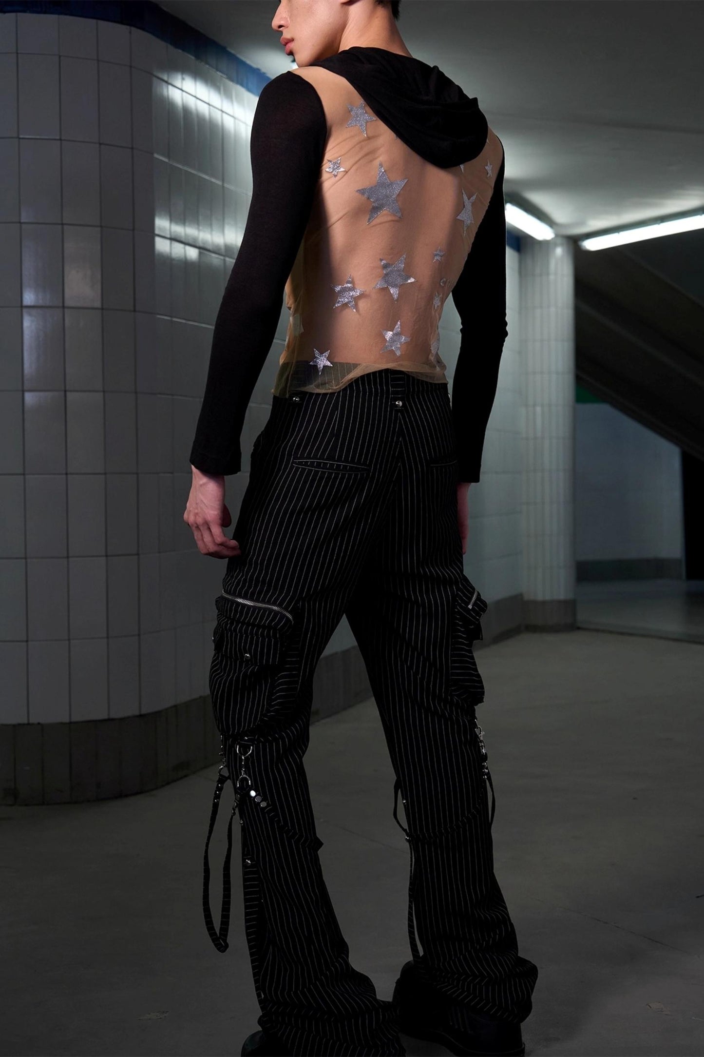 Pentagram Glitter Print Long-Sleeved Top