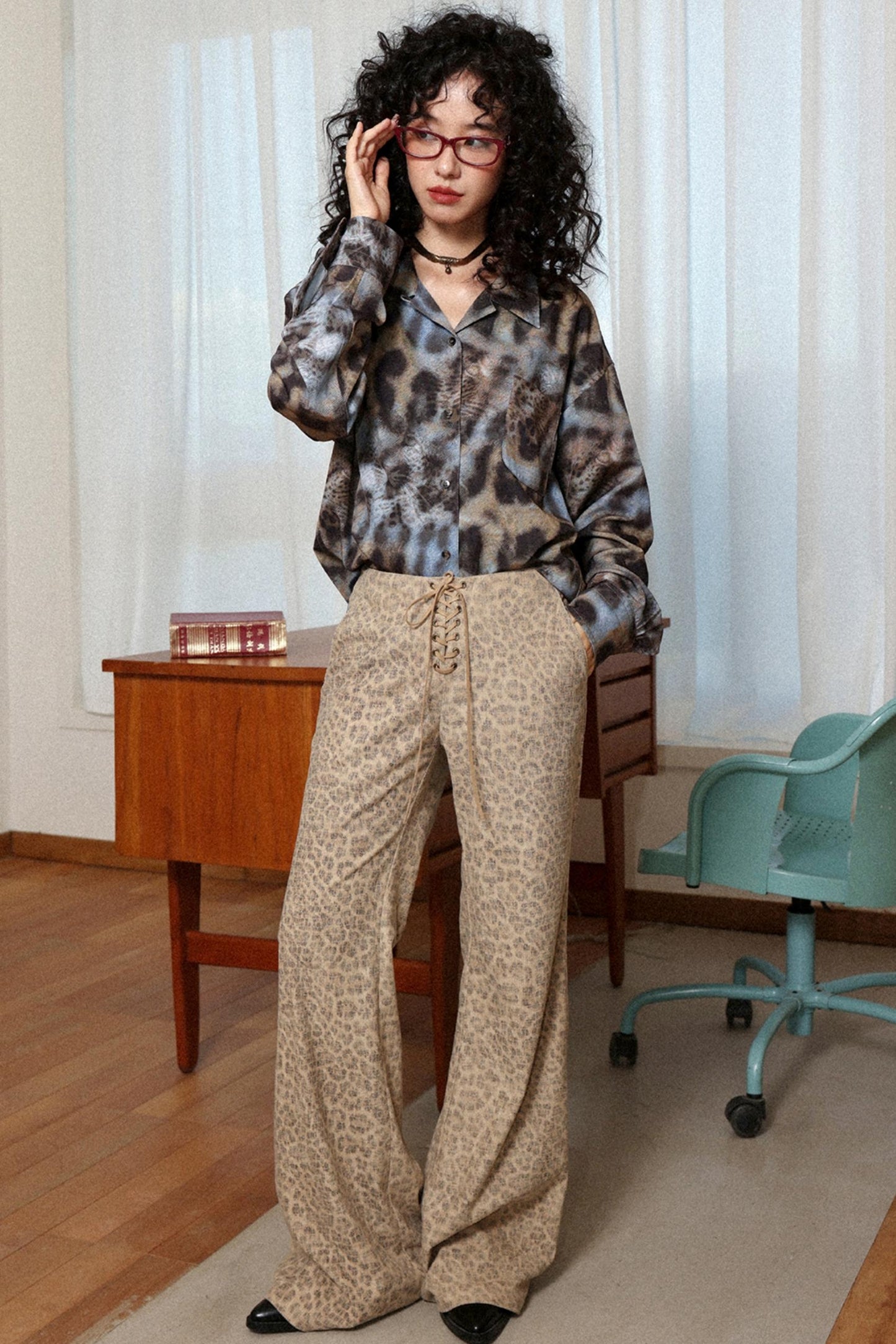 Gentle Corduroy Flared Pants