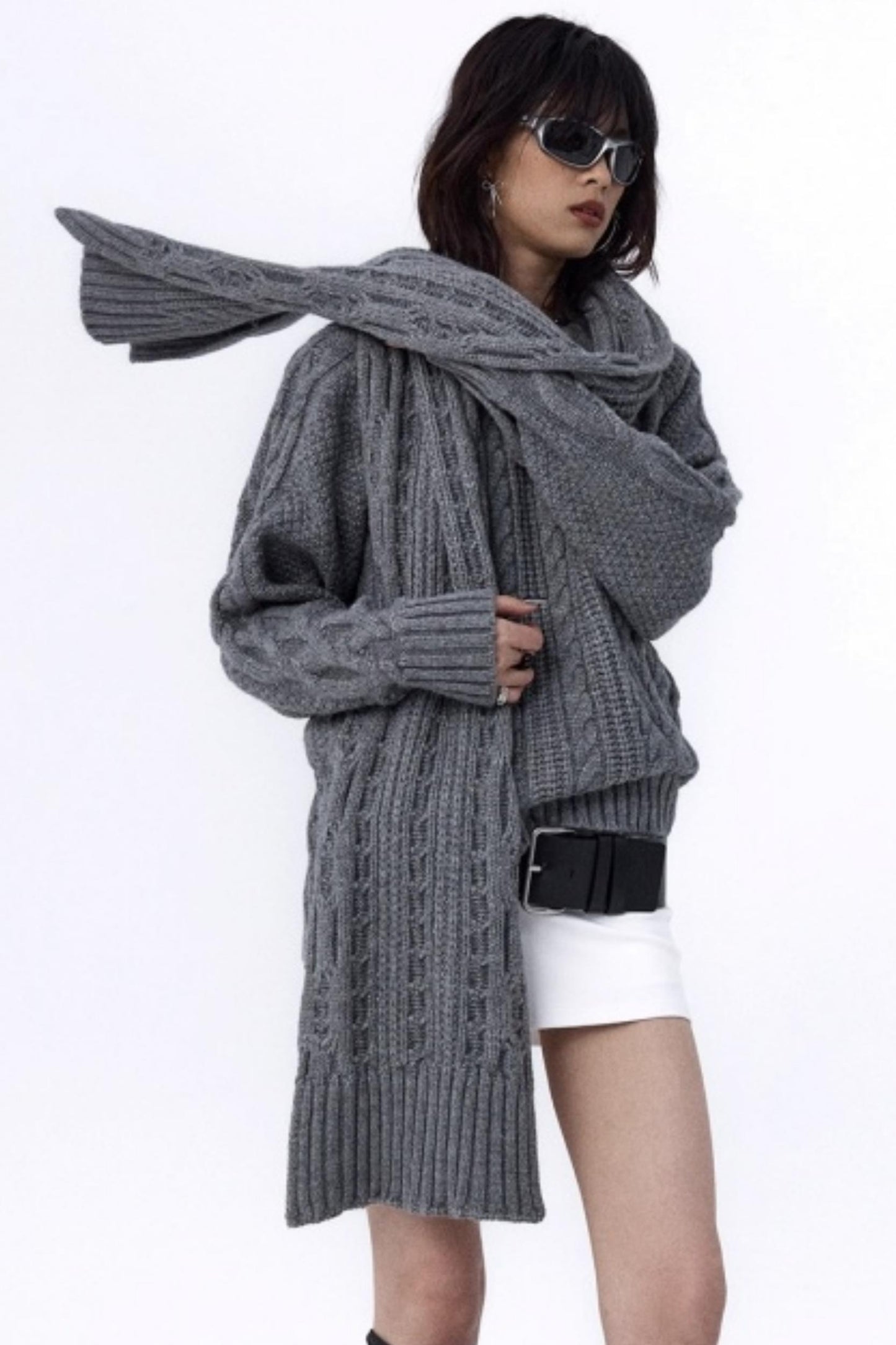 Vintage Paris Gray Knit Scarf