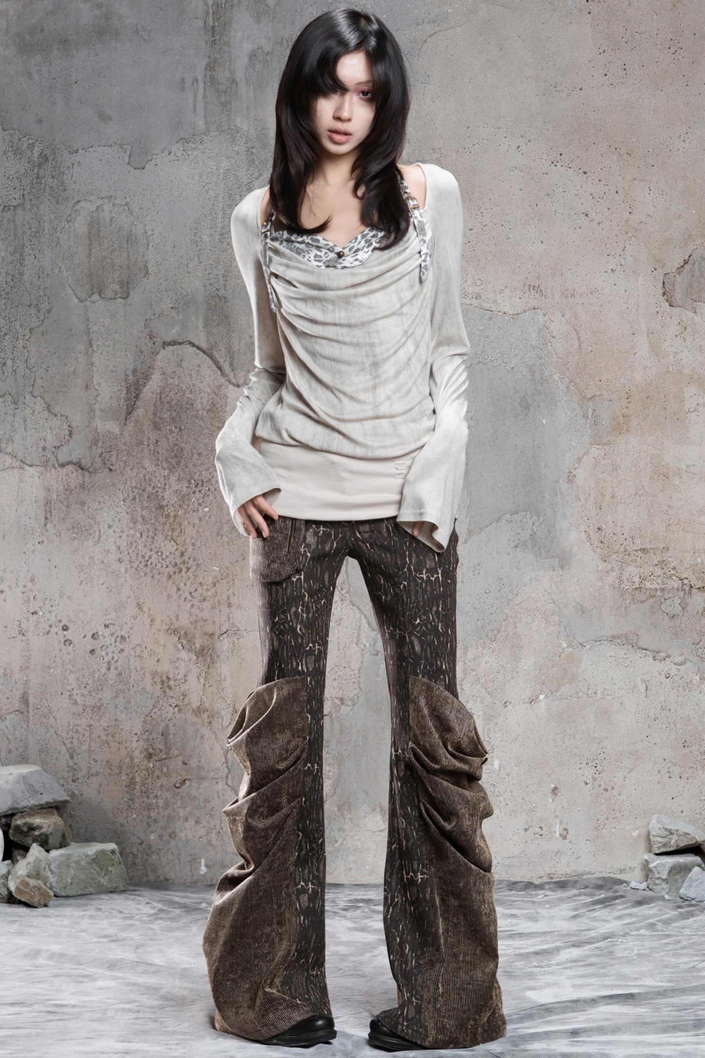 Fake Two-Piece Base Top