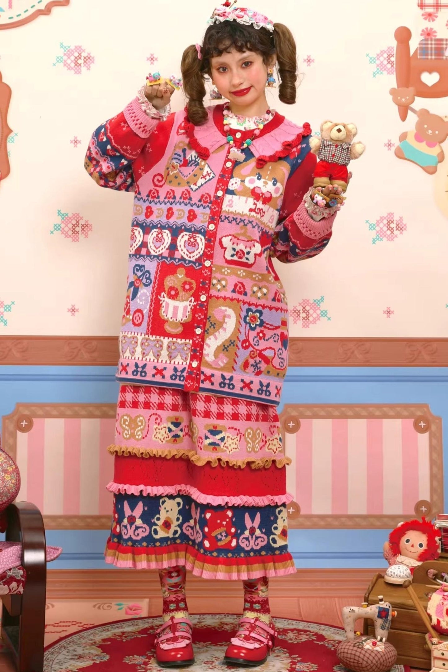 Rot-Marineblaue Jacquard-Strickjacke