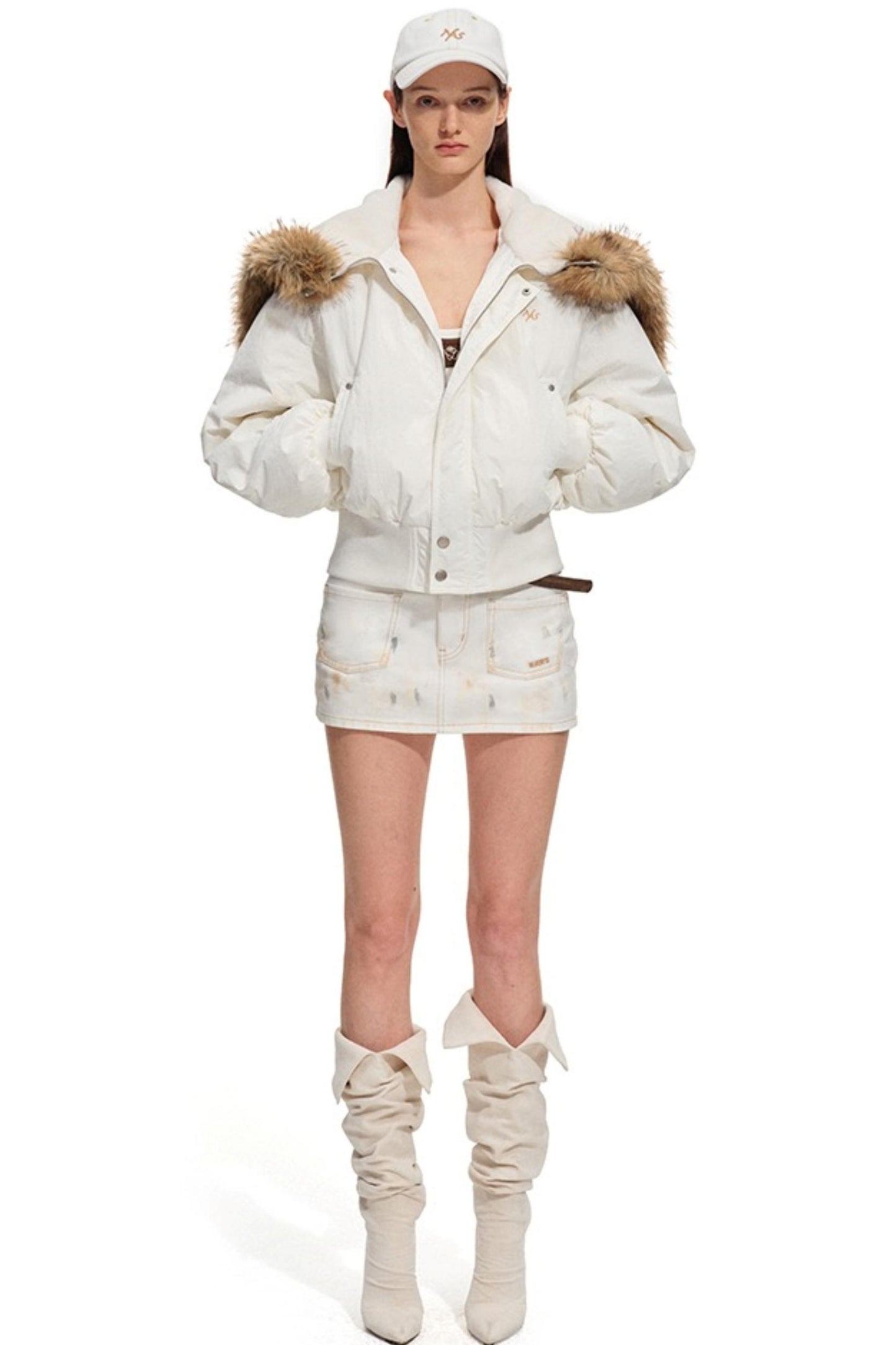 Versatile White Baseball Cap