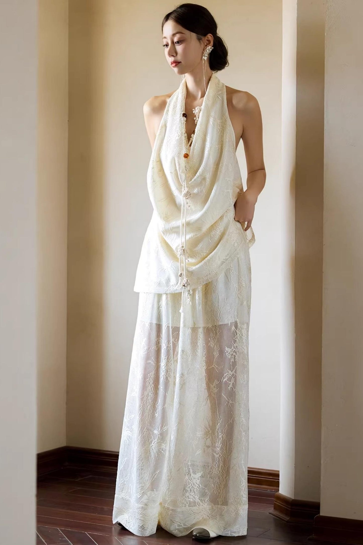 Off-White Romantic Hollow-Out Pants