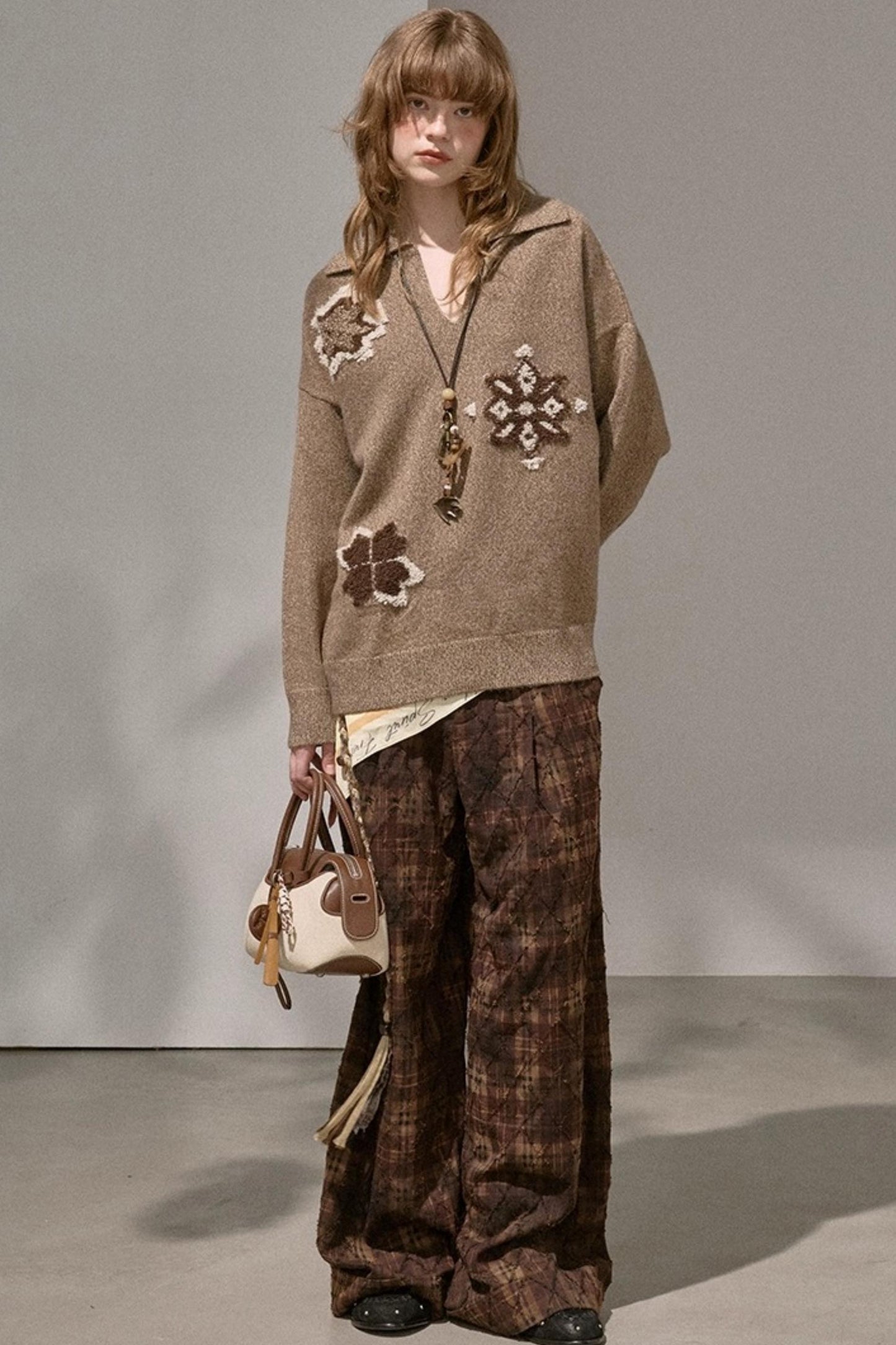 Volumetric Snowflake V-Neck Casual Sweater