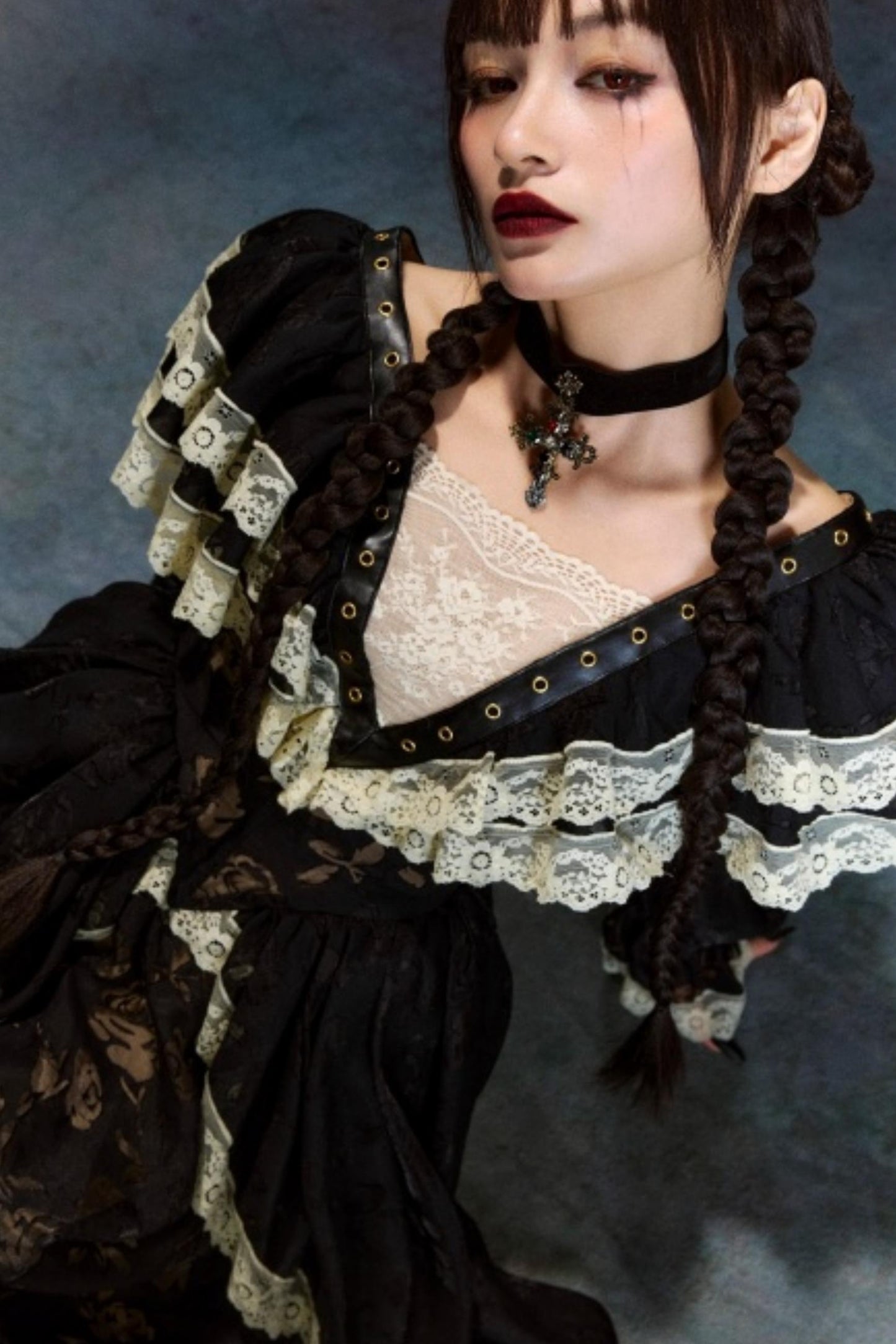 French Courtly Halloween Dress Set-Up