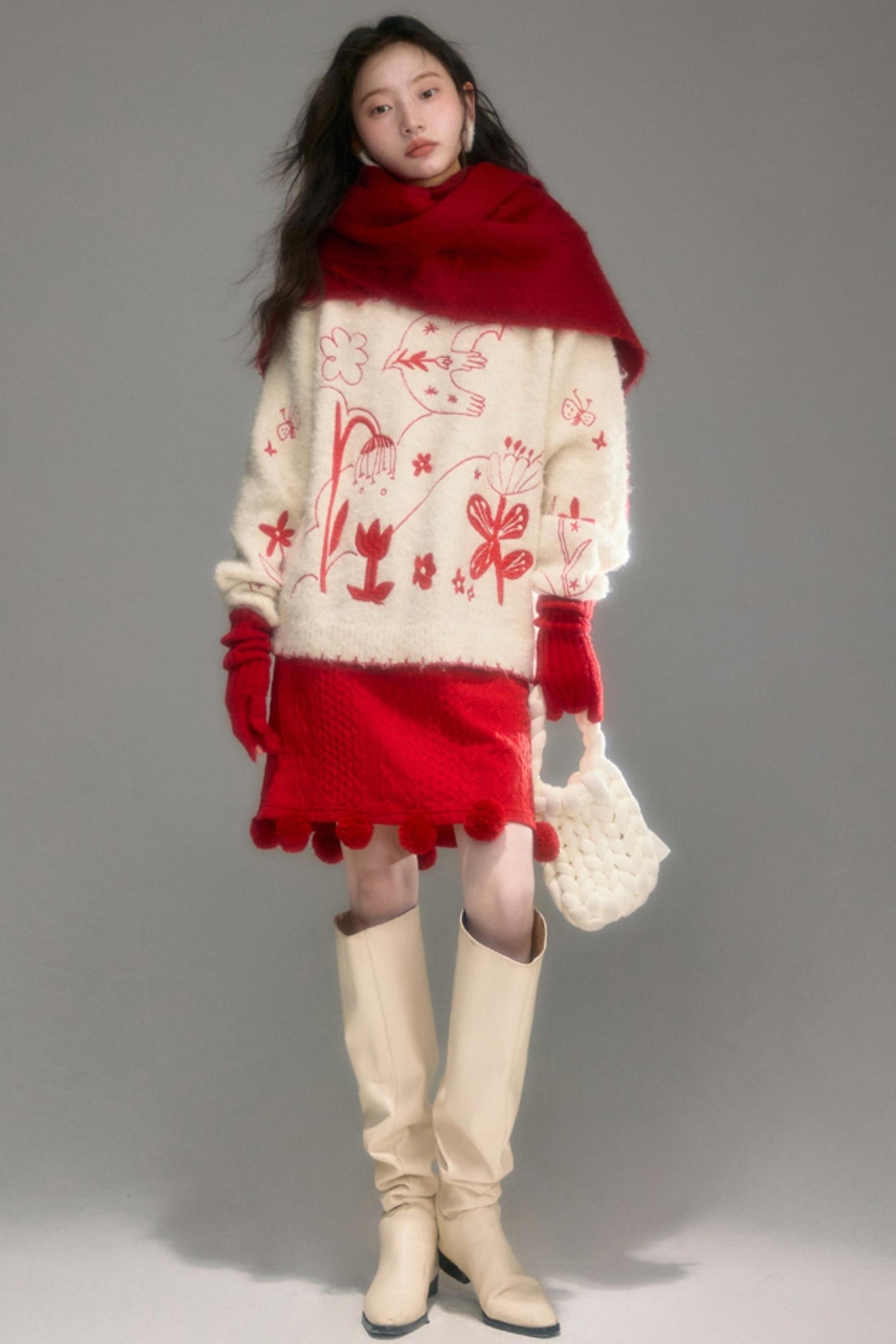 Snowy Field Tulip Embroidery Top