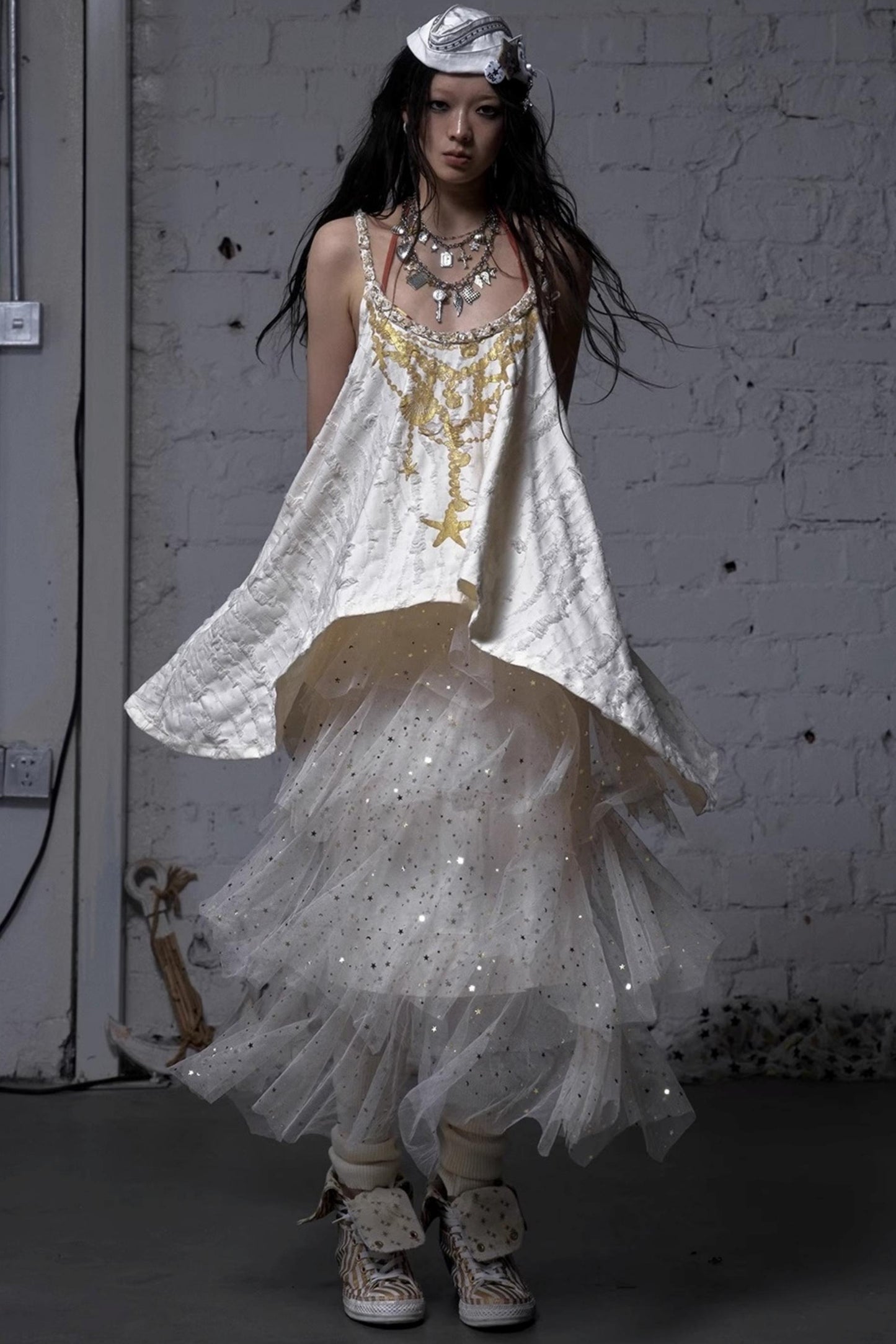 Hippie Star Foil Loose Strap Vest