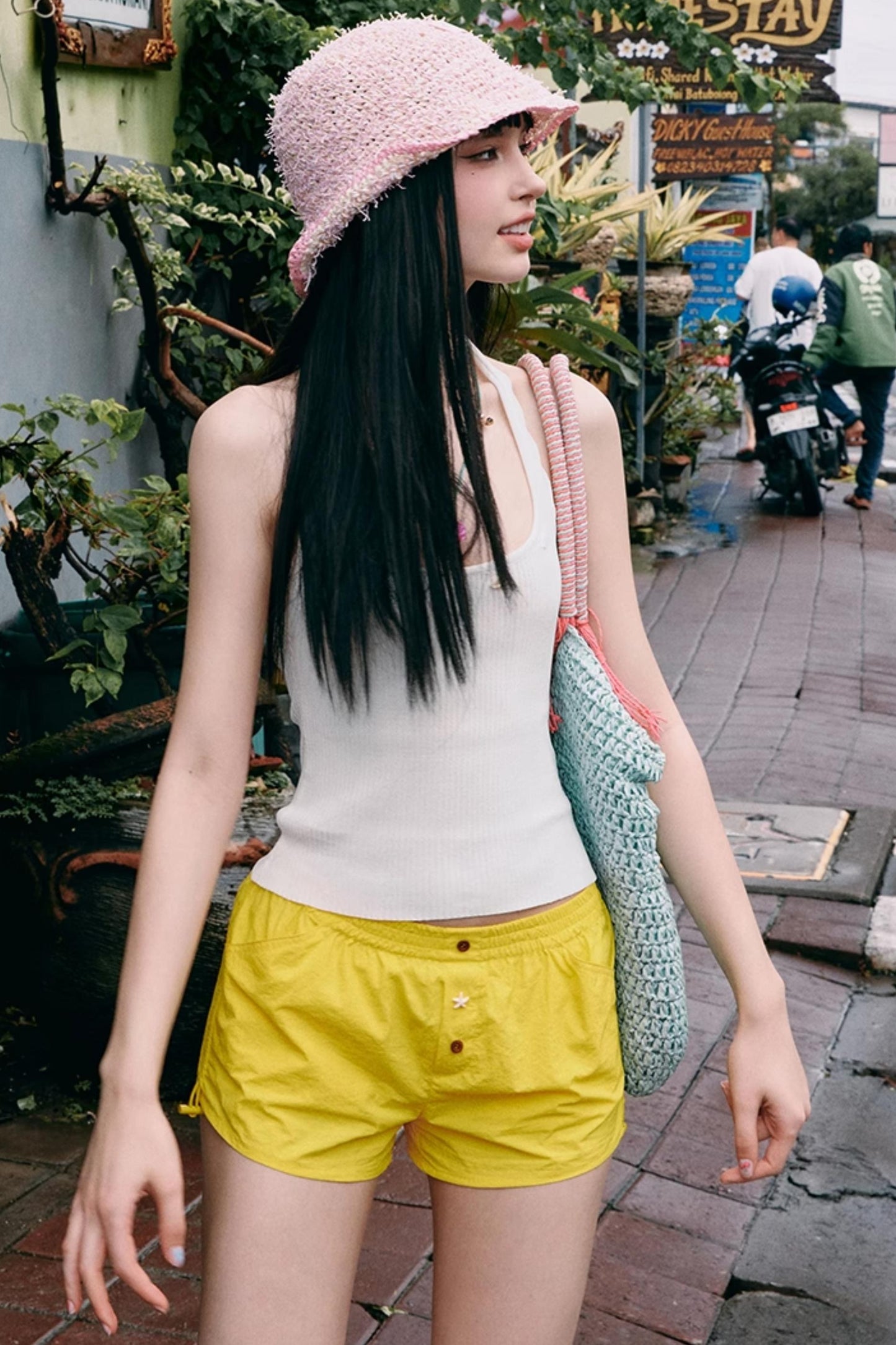 Summer Shell Halter Top